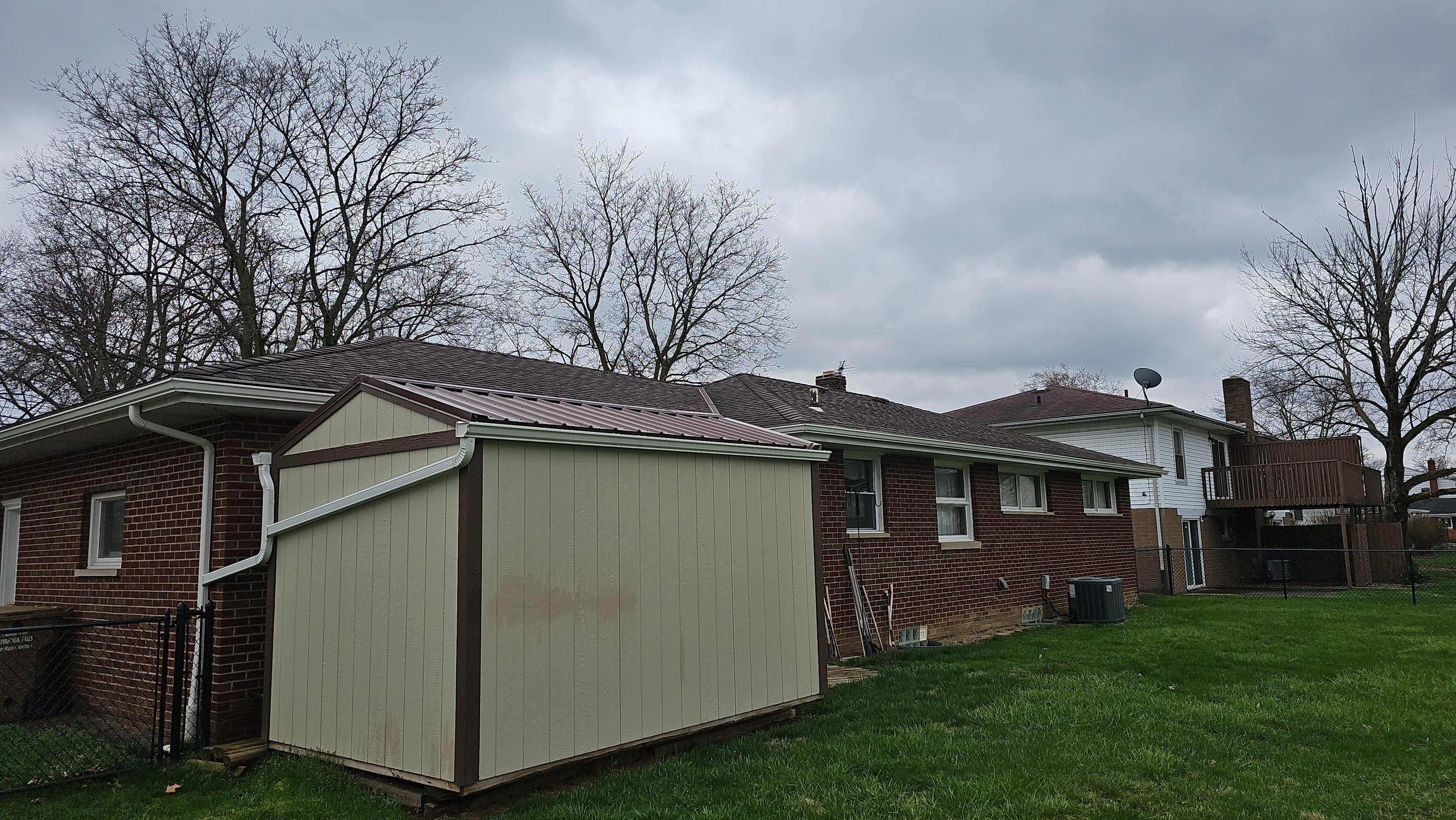 Atlas Pinnacle, Color, Weathered Wood, Drip Edge, Royal Brown by Eagle Eye Roofing