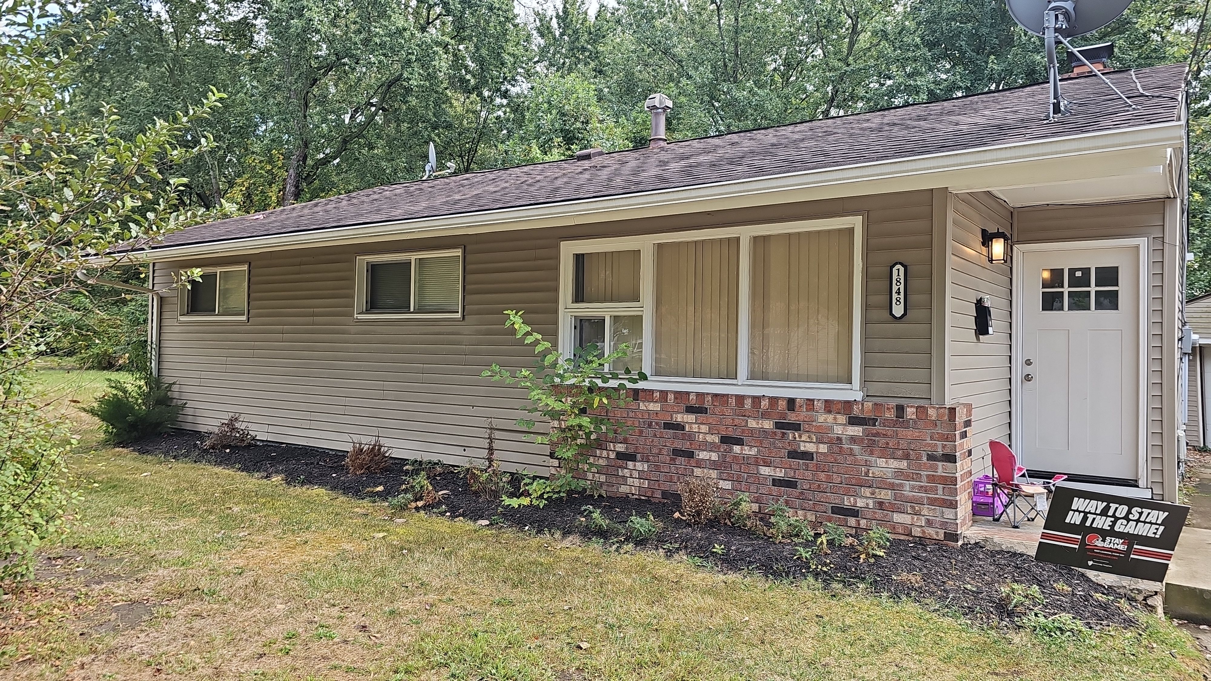 Atlas Pinnacle, Color, Coastal Granite, Drip Edge, Color, Black by Eagle Eye Roofing