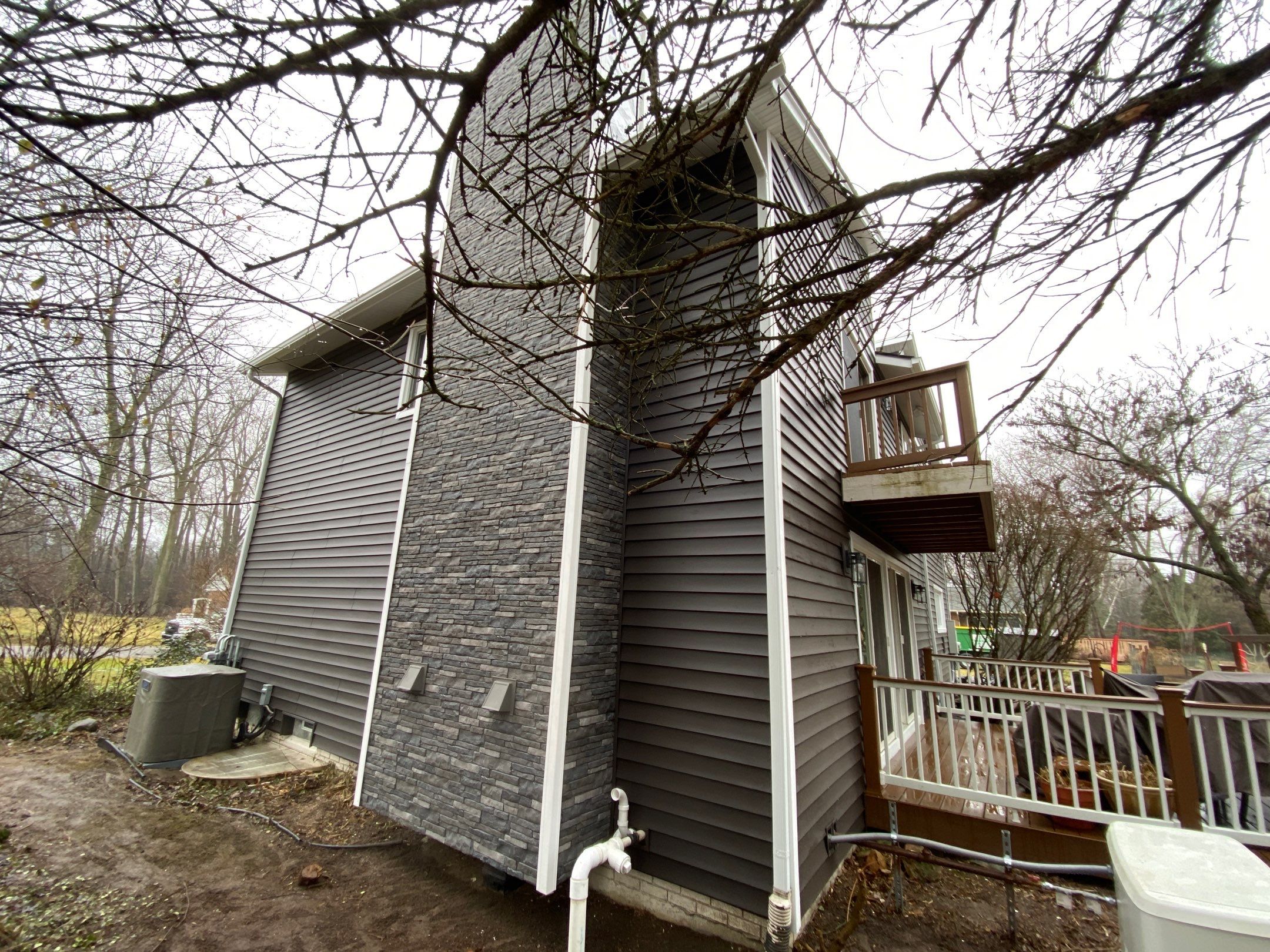 CertainTeed Monogram D5 Slate + Owens Corning Duration Colonial Slate by 180 Contractors