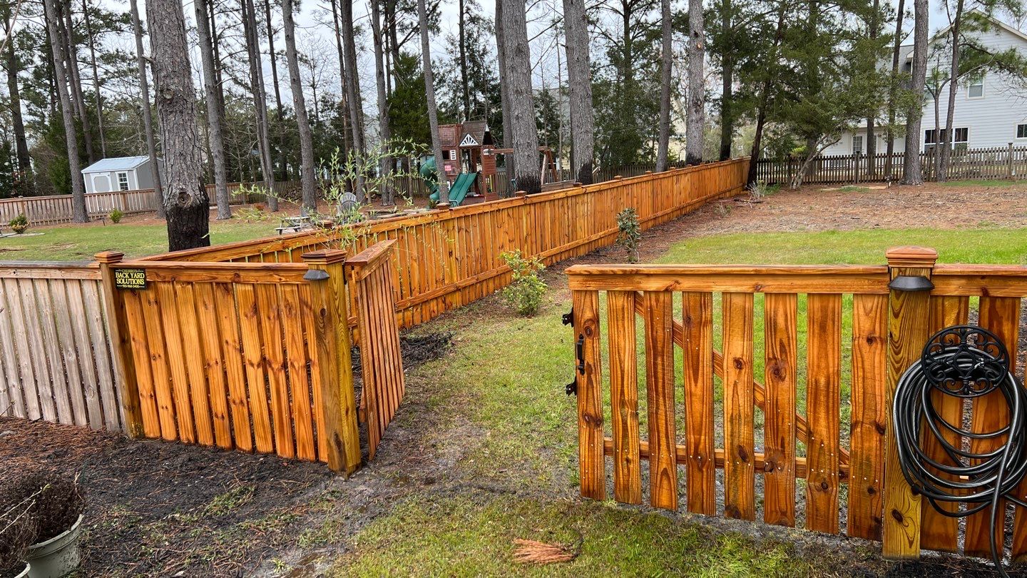 Fence using Wood Sealant by DuraSeal