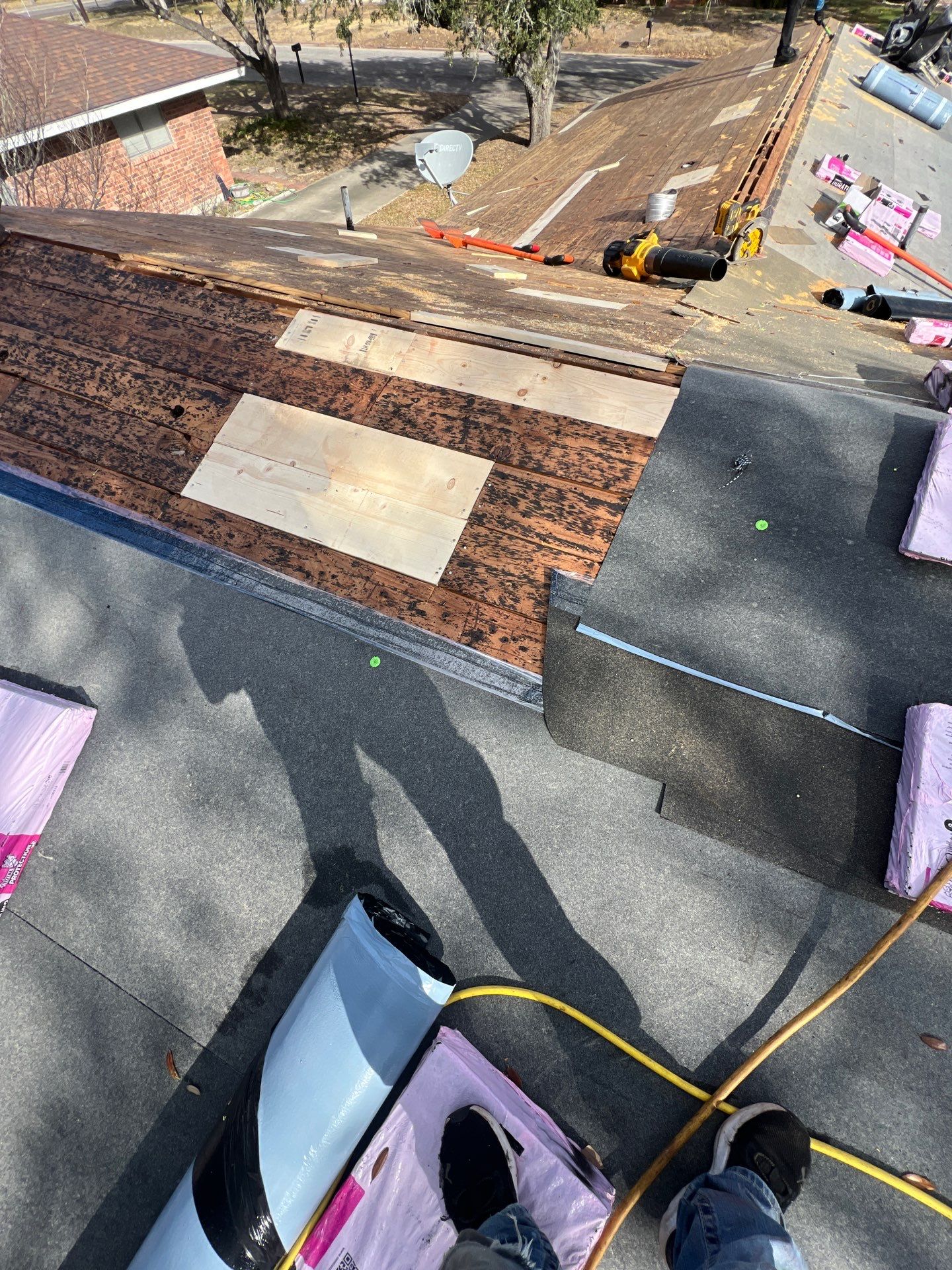 Sinton Texas Roofing by Bayfront Roofing and Construction