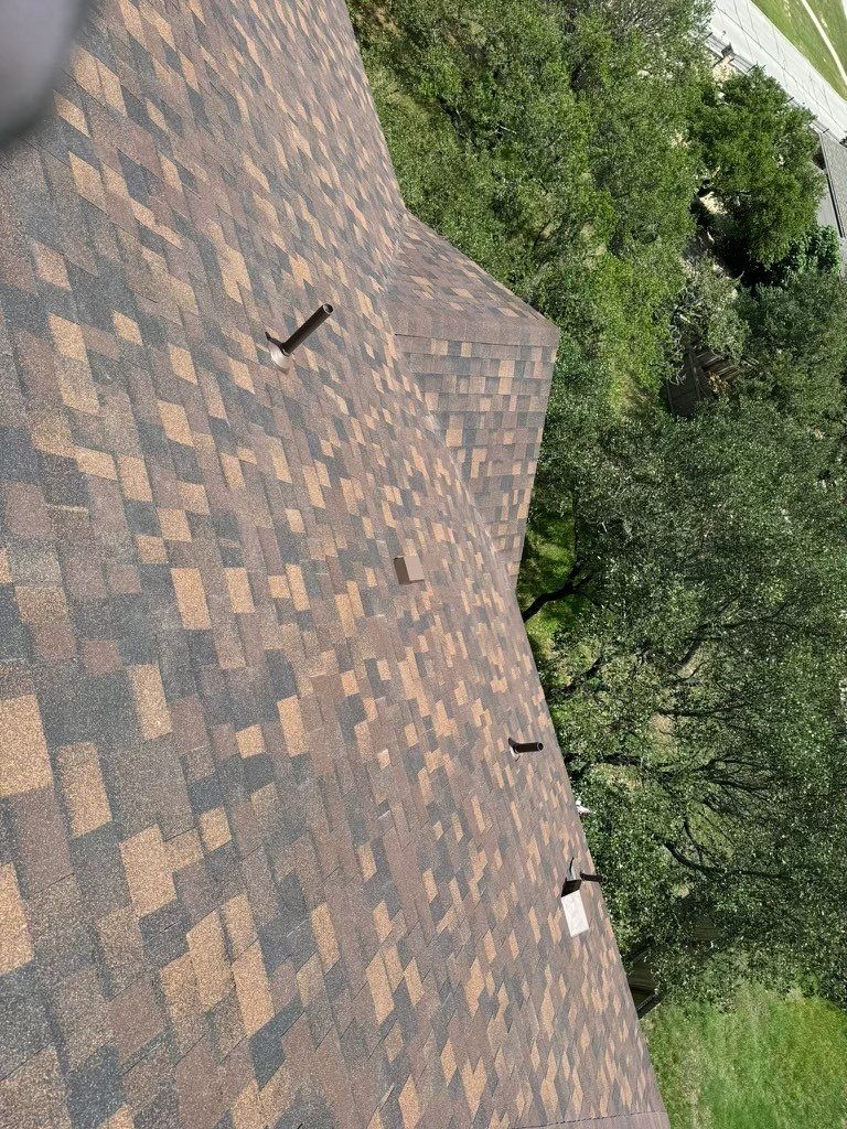 Residential Roof Replacement using Owens Corning 30 year Architectural Shingles by Premier Roofing and Contracting