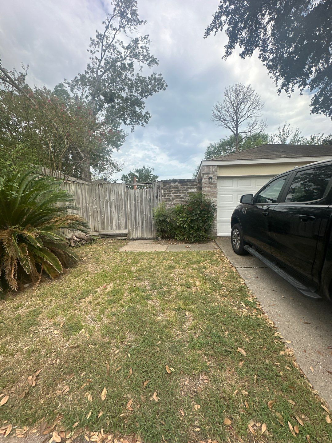 Hail Damage using Owen's Corning Duration (Lifetime) Shingles by Roof Repair Company