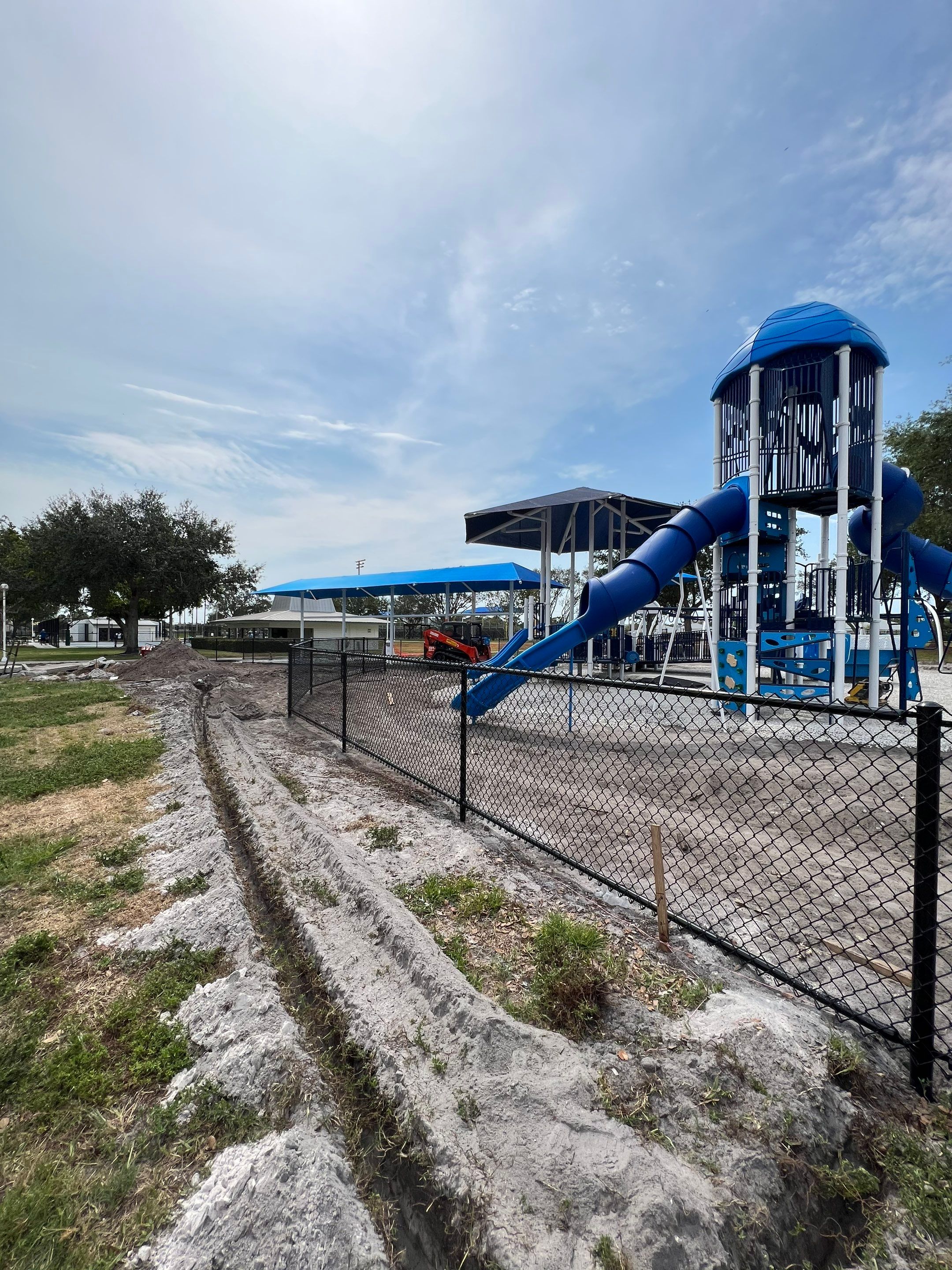 Vinyl Coated Chain-link fence for the City of Naples around Fleischmann Park Playground.  by Asap fence and gates, LLC