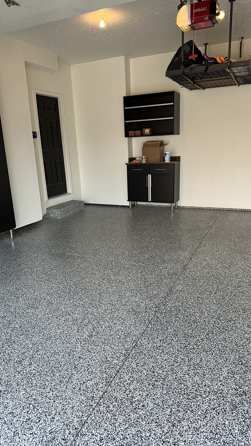 Garage Floor using Domino by Your1DayFloor.com