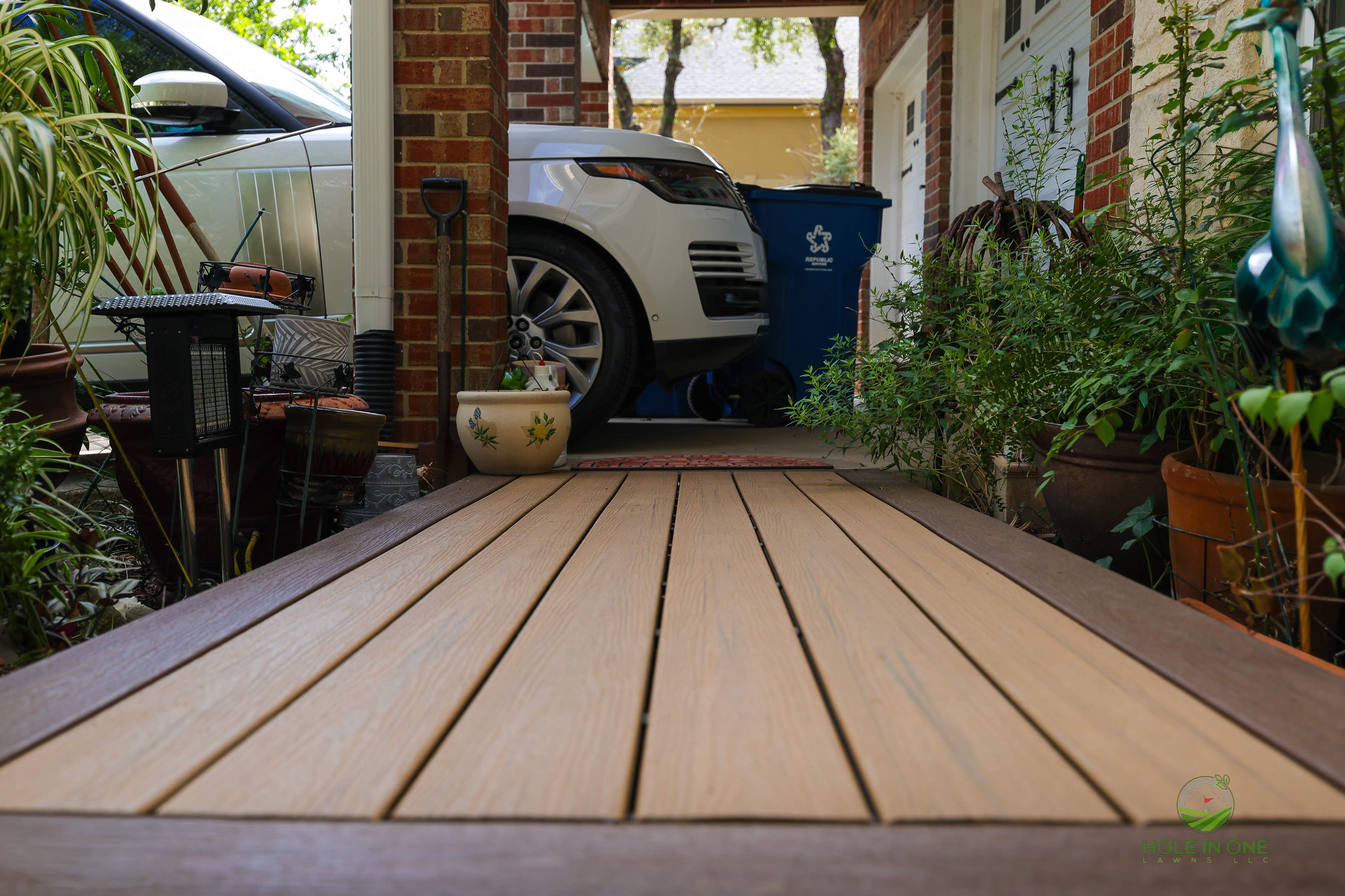 Wilderness Oak, San Antonio TX by Hole In One Lawns, LLC