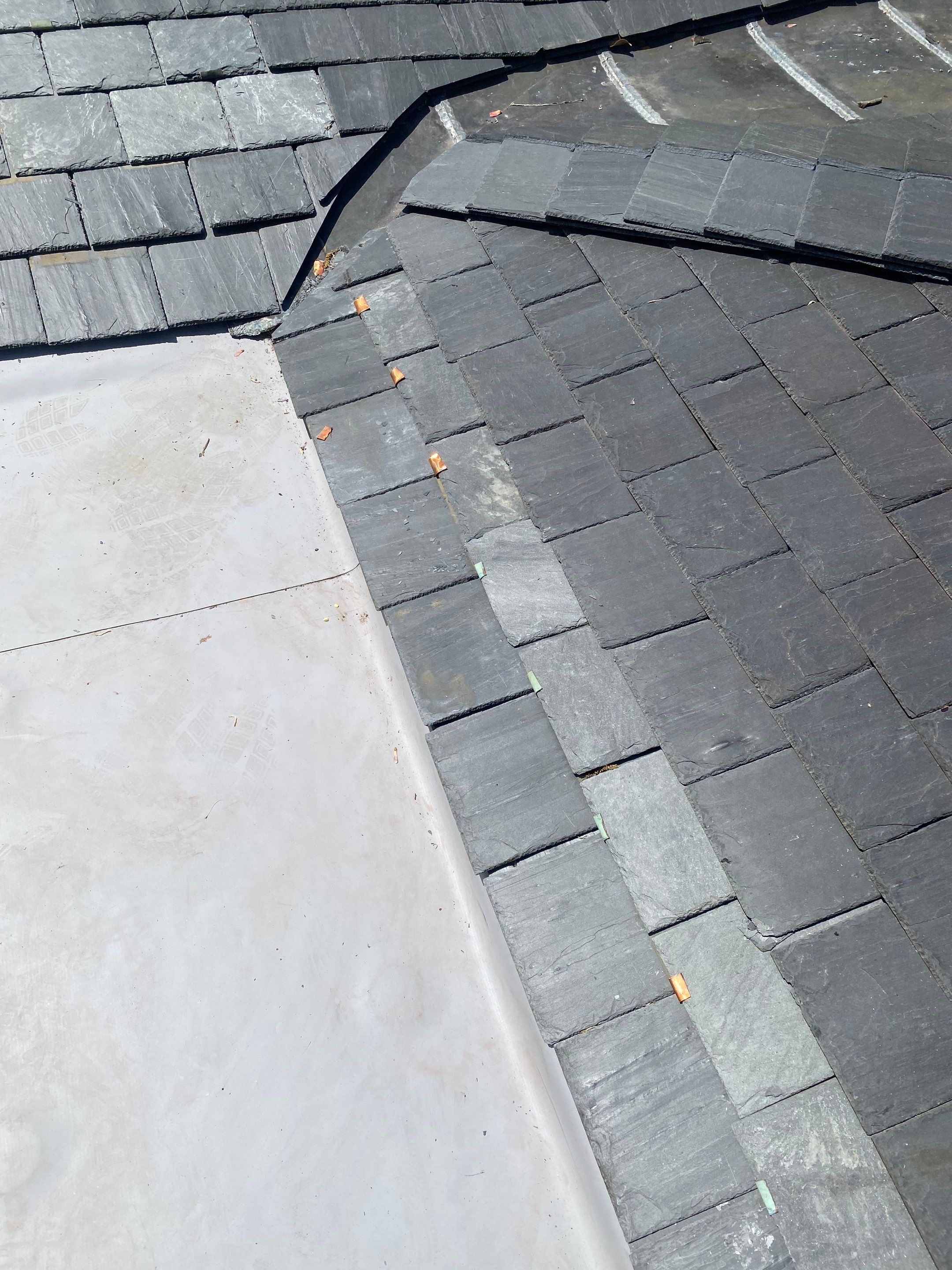 Arlington: Buckingham Slate and Carlisle Syntec TPO Roof by RM Banning, Inc.