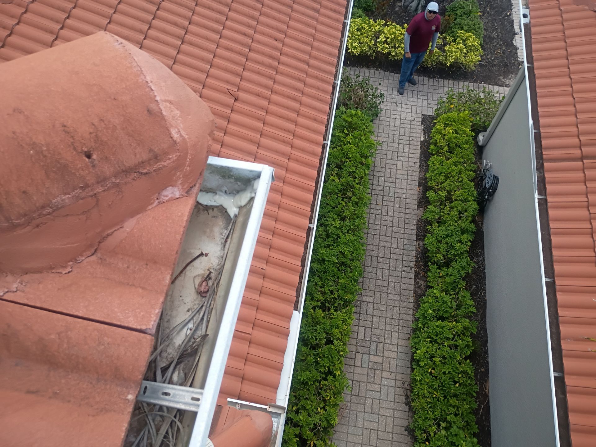 Aluminum Seamless Gutters using seal gutters in Fort Myers FL by Gutter Professors