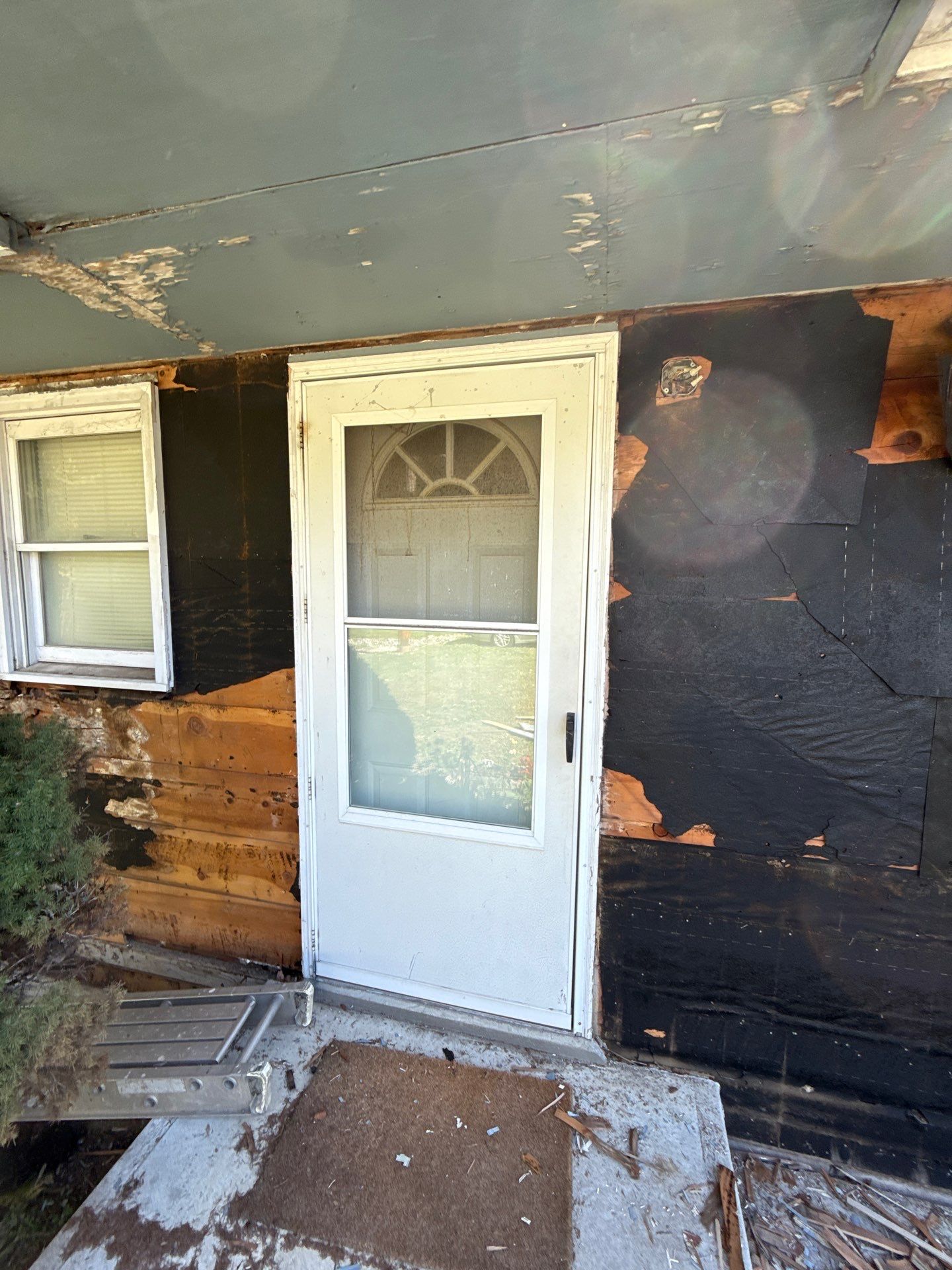 Feeling Blue in Weston Mo - Time for a Makeover by EEC Windows, Siding & Roofing
