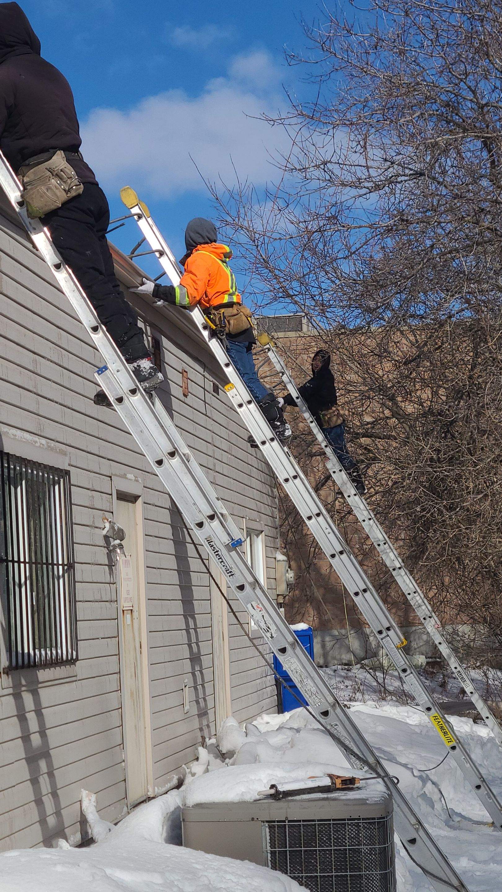 Gentek Eavestrough Replacement – Georgina, ON by Elsa Roofing 