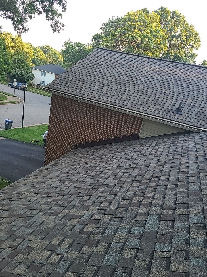 Burke: CertainTeed Landmark Pro Architectural Shingles in Max Def Weathered Wood by RM Banning, Inc.