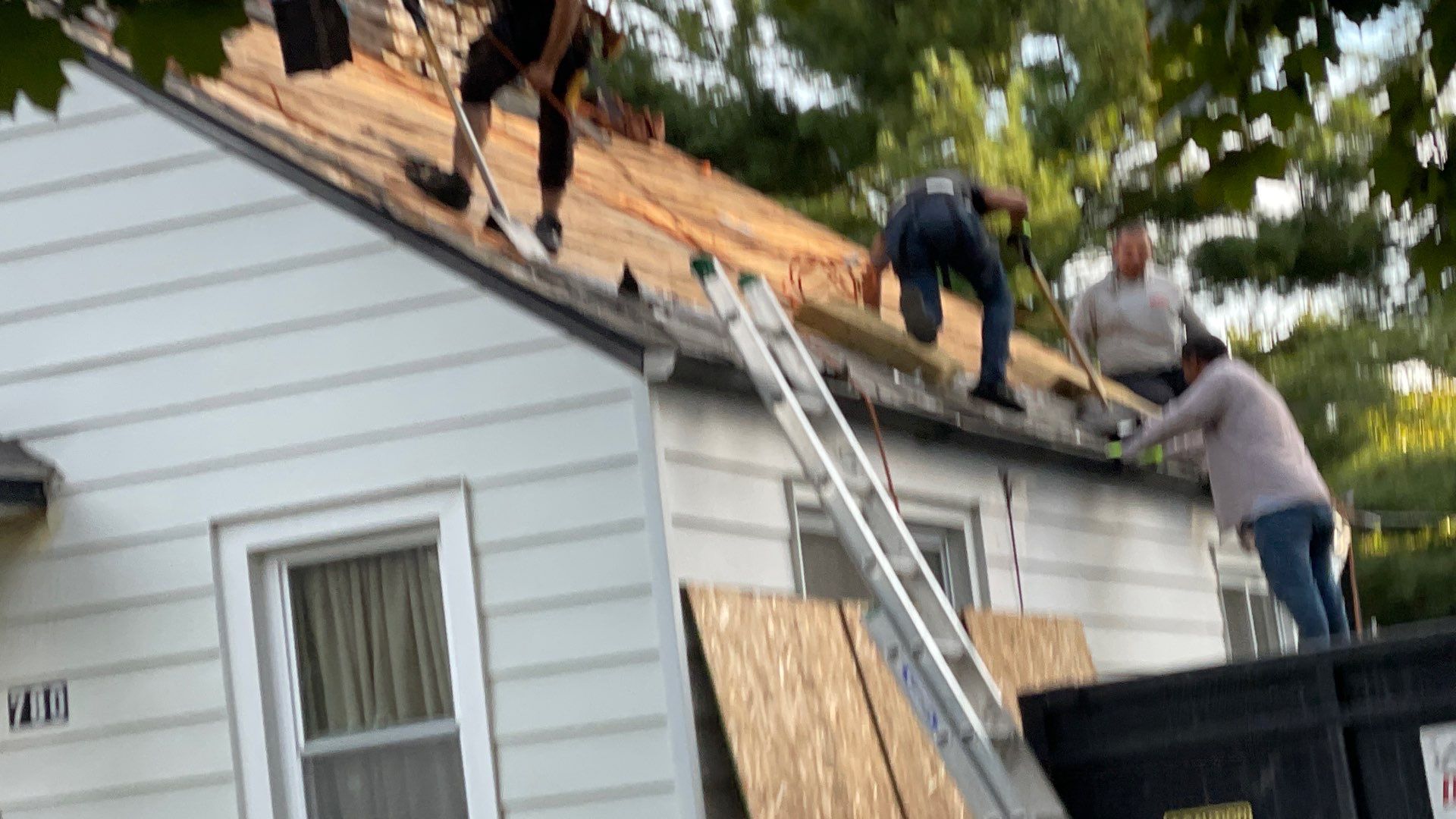 Roof Replacement using CertainTeed Landmark by 180 Contractors
