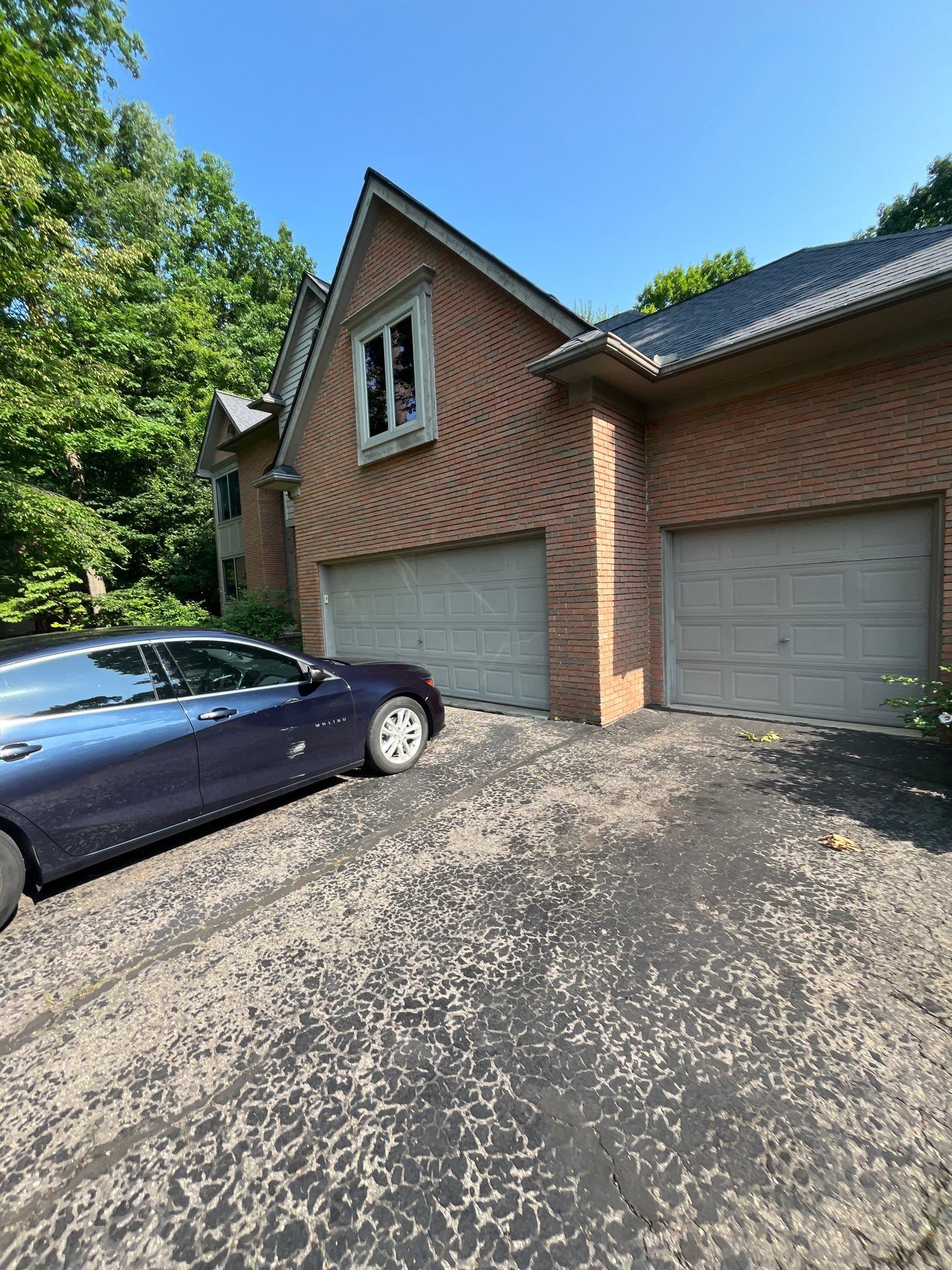 Siding Replacement using Alside S7 Cedar Mill Grain Cape Cod Grey by 180 Contractors