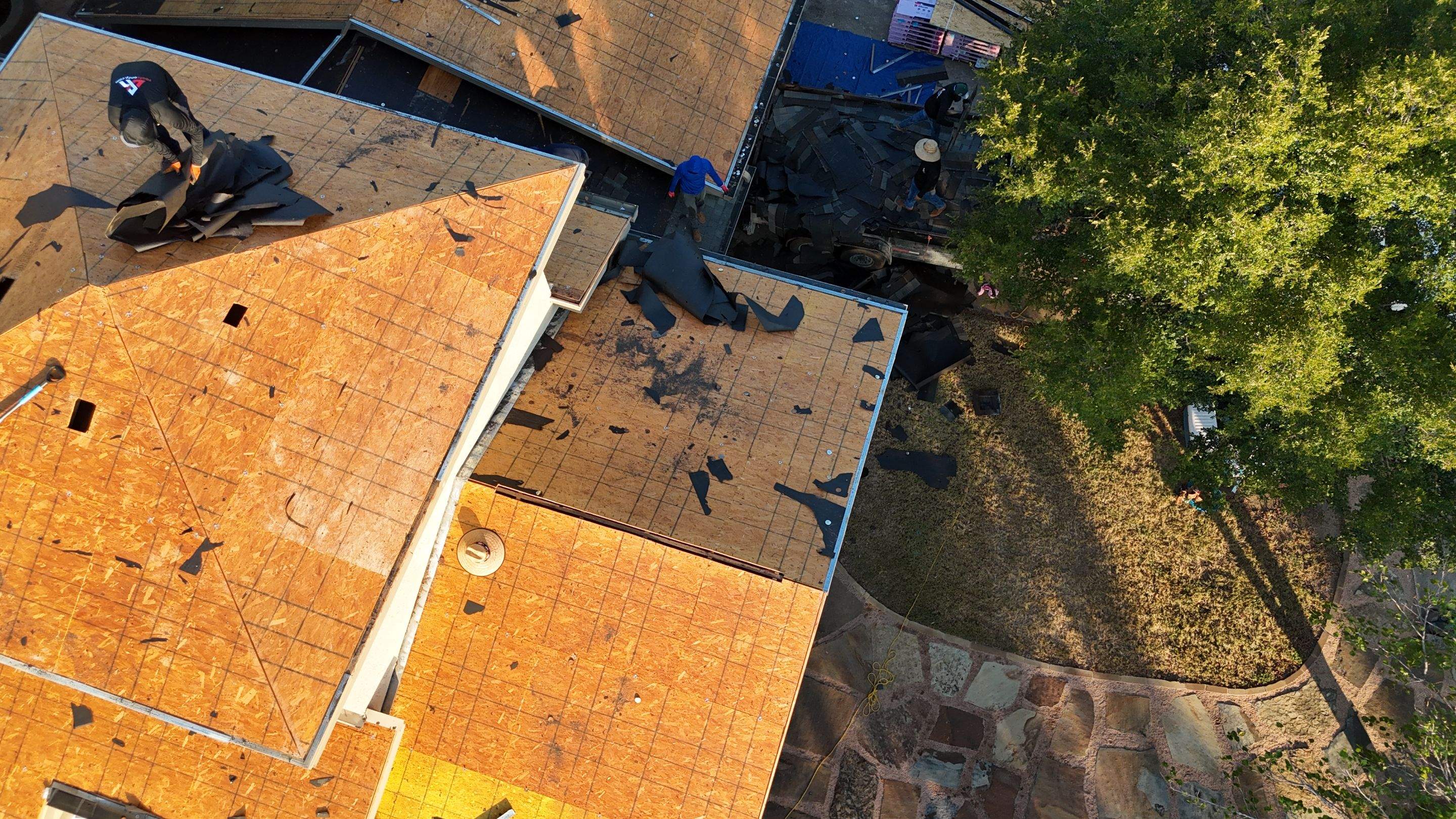 Estate Gray - Owens Corning TruDefinition Duration by RoofsOnly.com