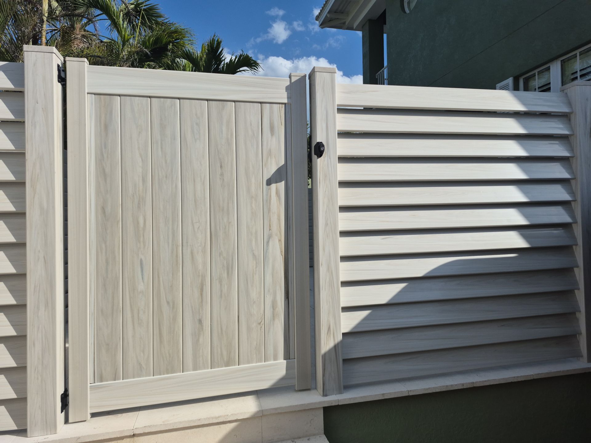 363 tierra mar ln by H&Y Fence