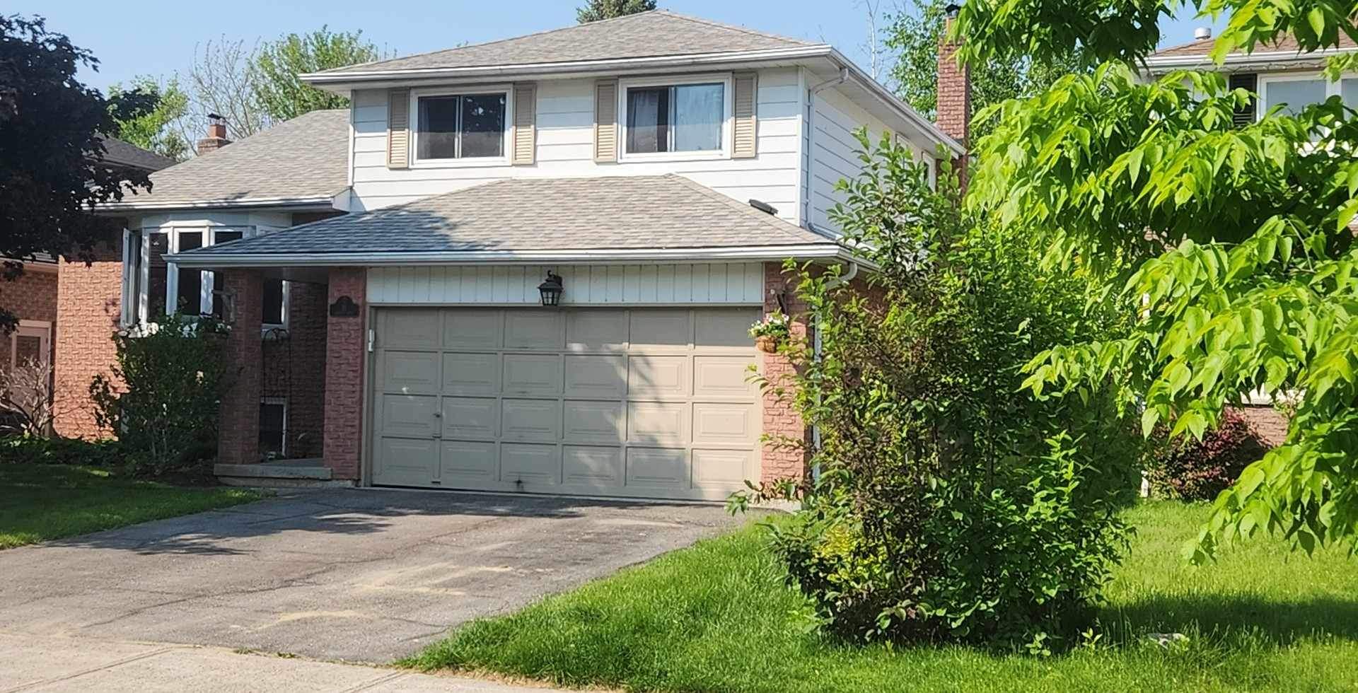 IKO ProFormax System with IKO Dynasty Shingles - Roof Replacement - Barrie, Ontario by Elsa Roofing 