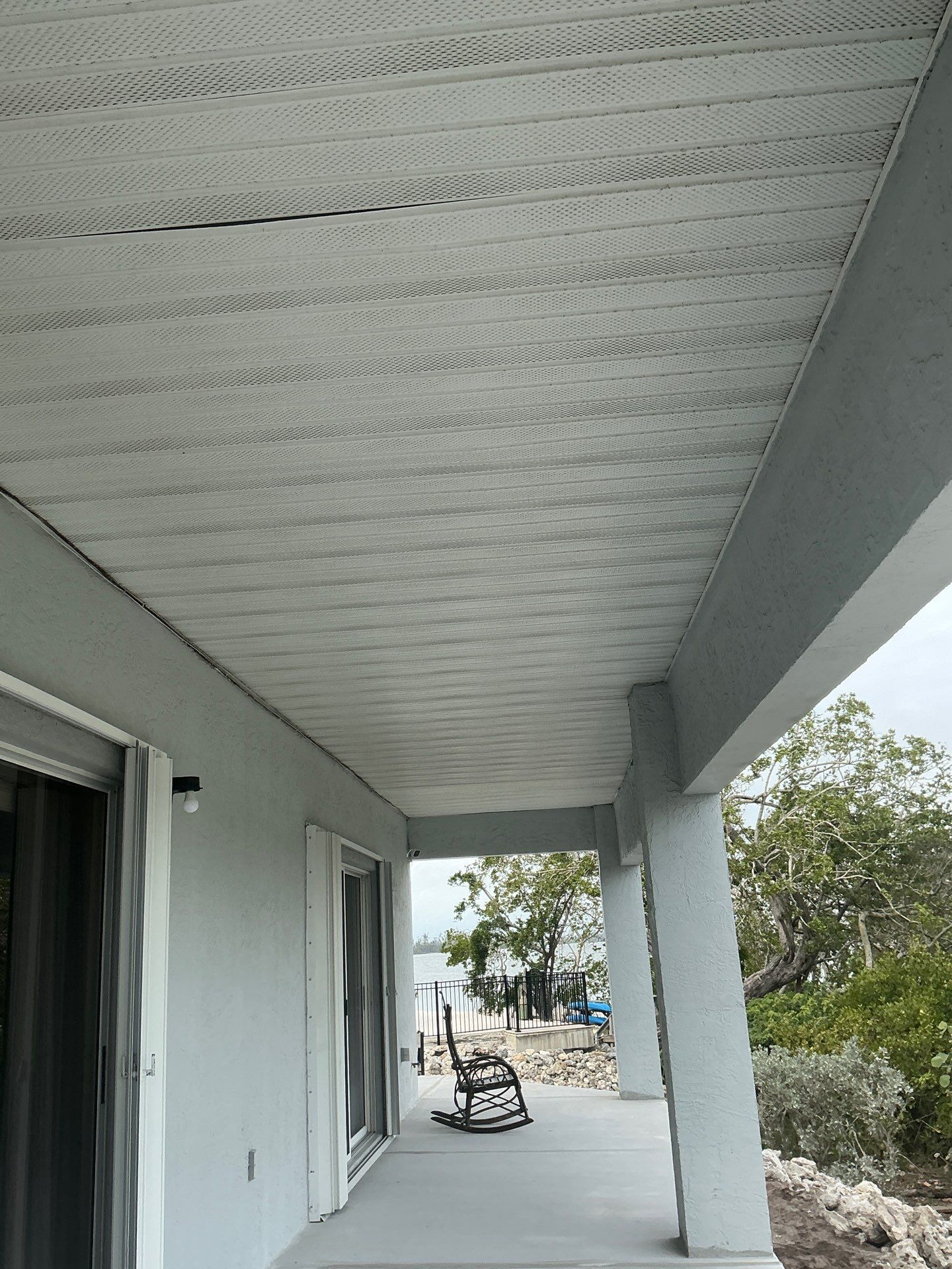 Assessment of the Condition of Gutters and Soffit and Fascia in Siesta Key FL by Gutter Professors