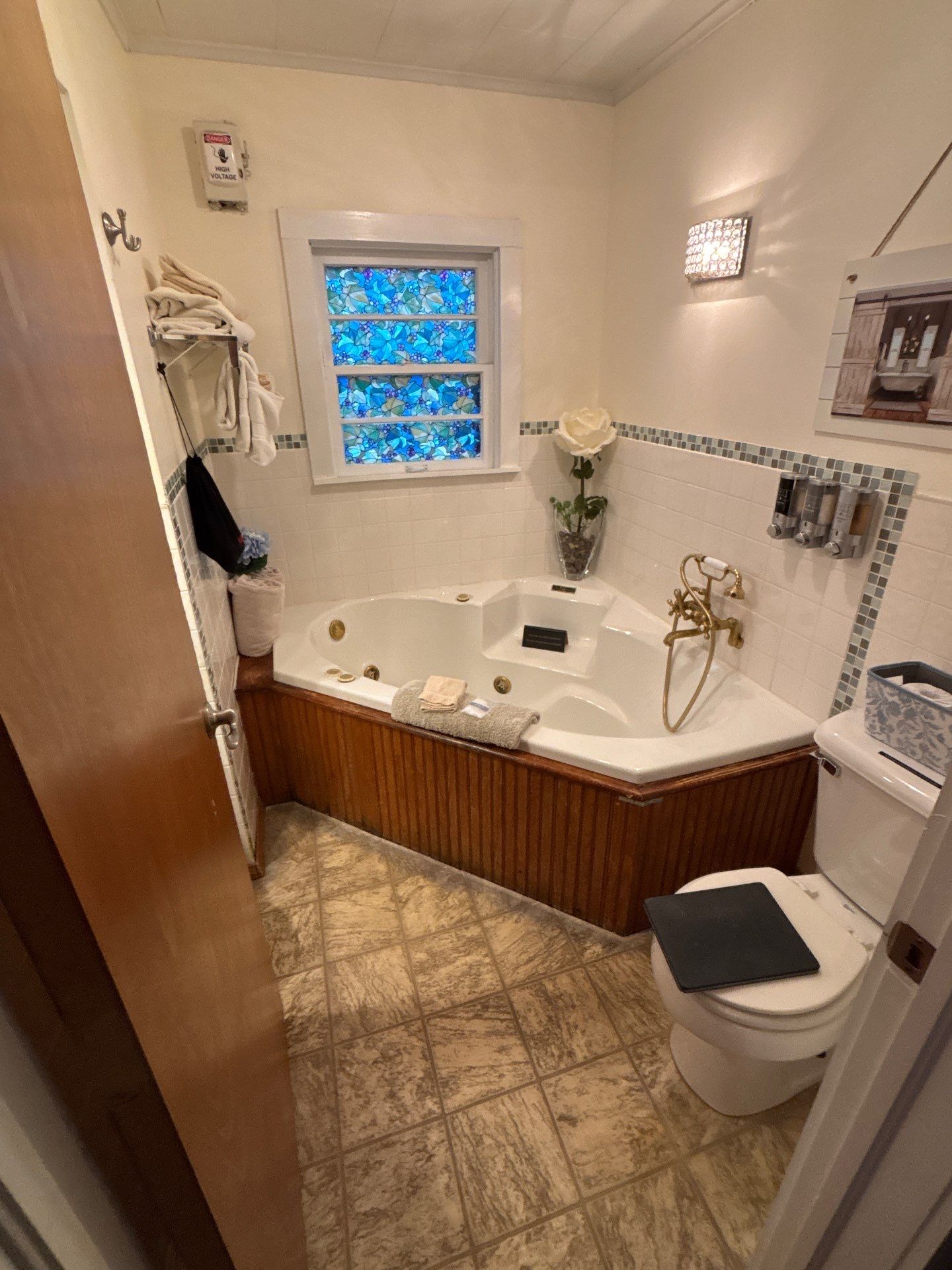 Project in Eureka Springs, AR by Twist & Spout
