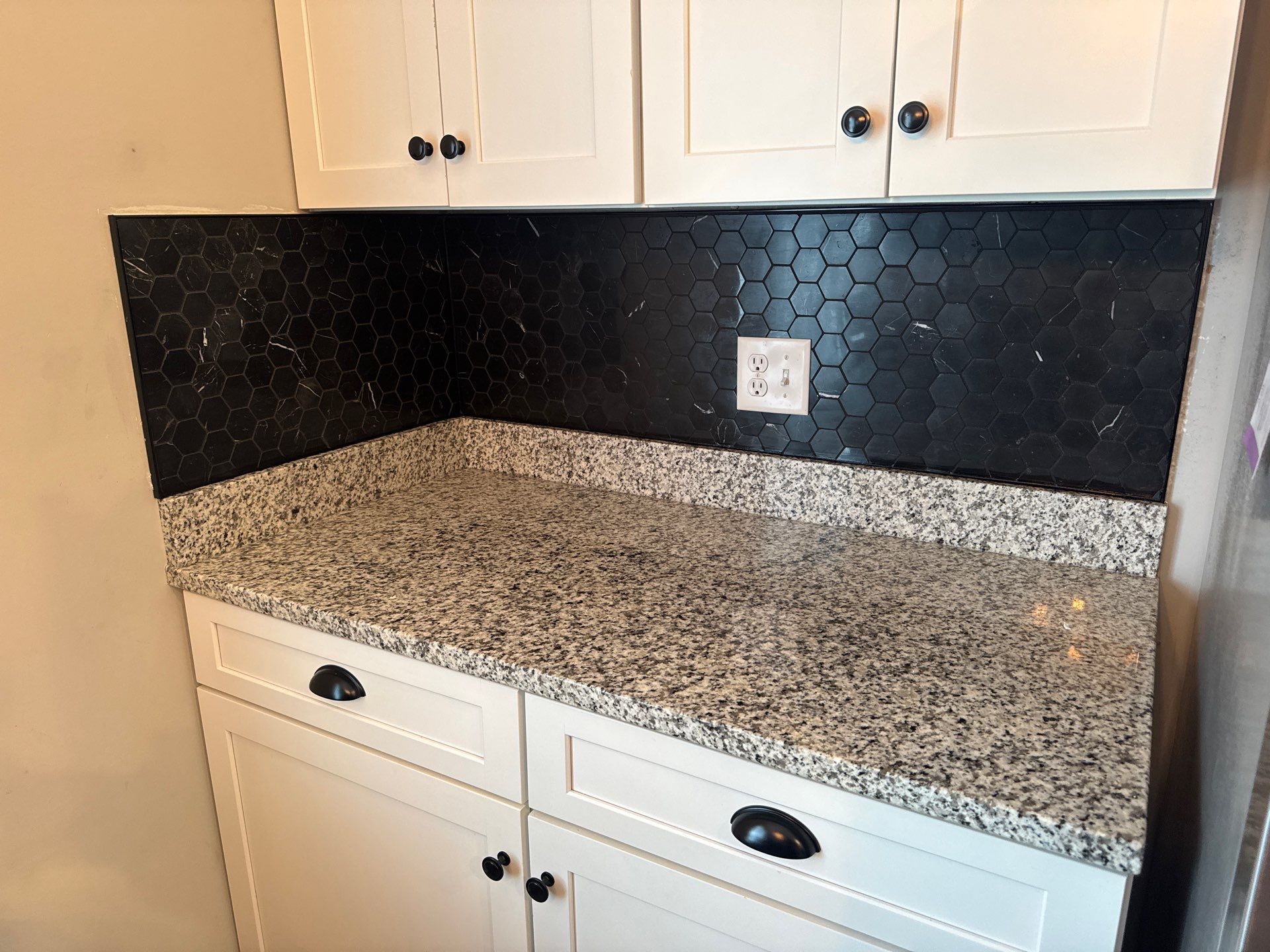 Backsplash by Farmer Home Solutions