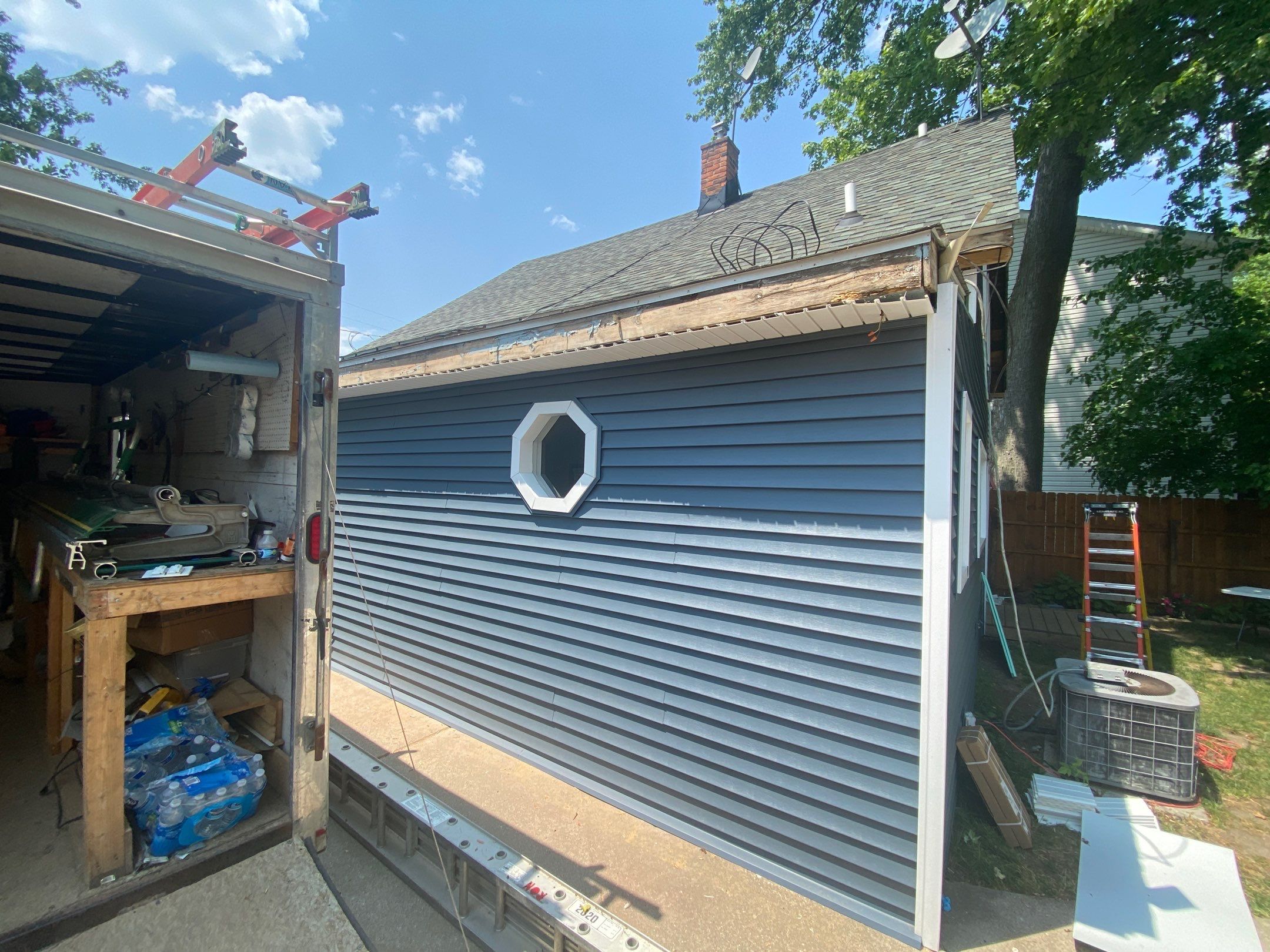 Siding Replacement using CertainTeed Restoration Classis D4 by 180 Contractors