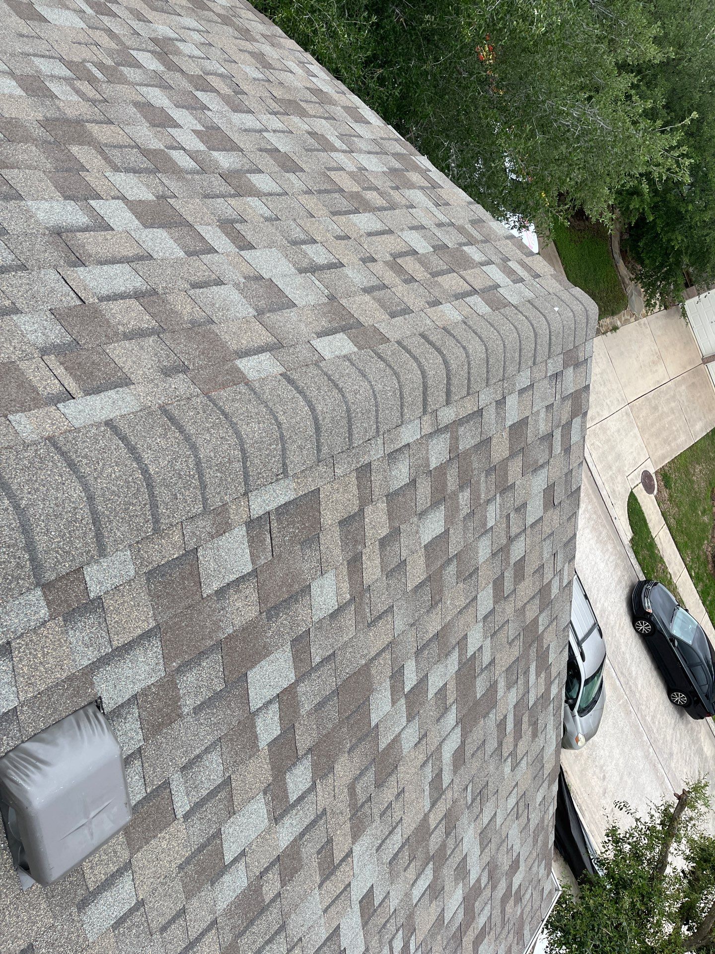 Residential Roofing Installation using Owen's Corning Duration (Lifetime) Shingles by Roof Repair Company