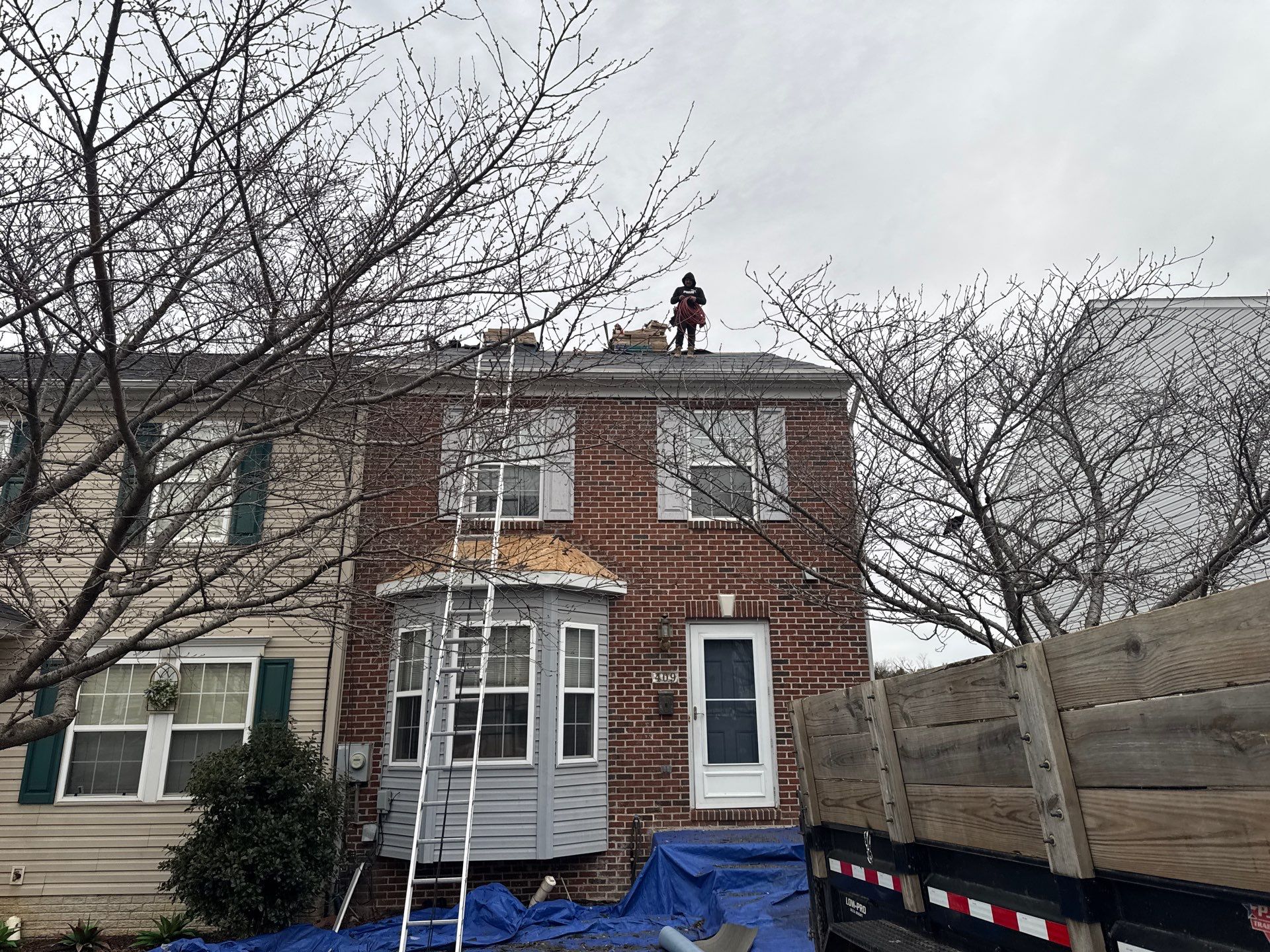 Residential Roofing Installation using certainteed landmark shingles by La Bendicion Contruction Llc