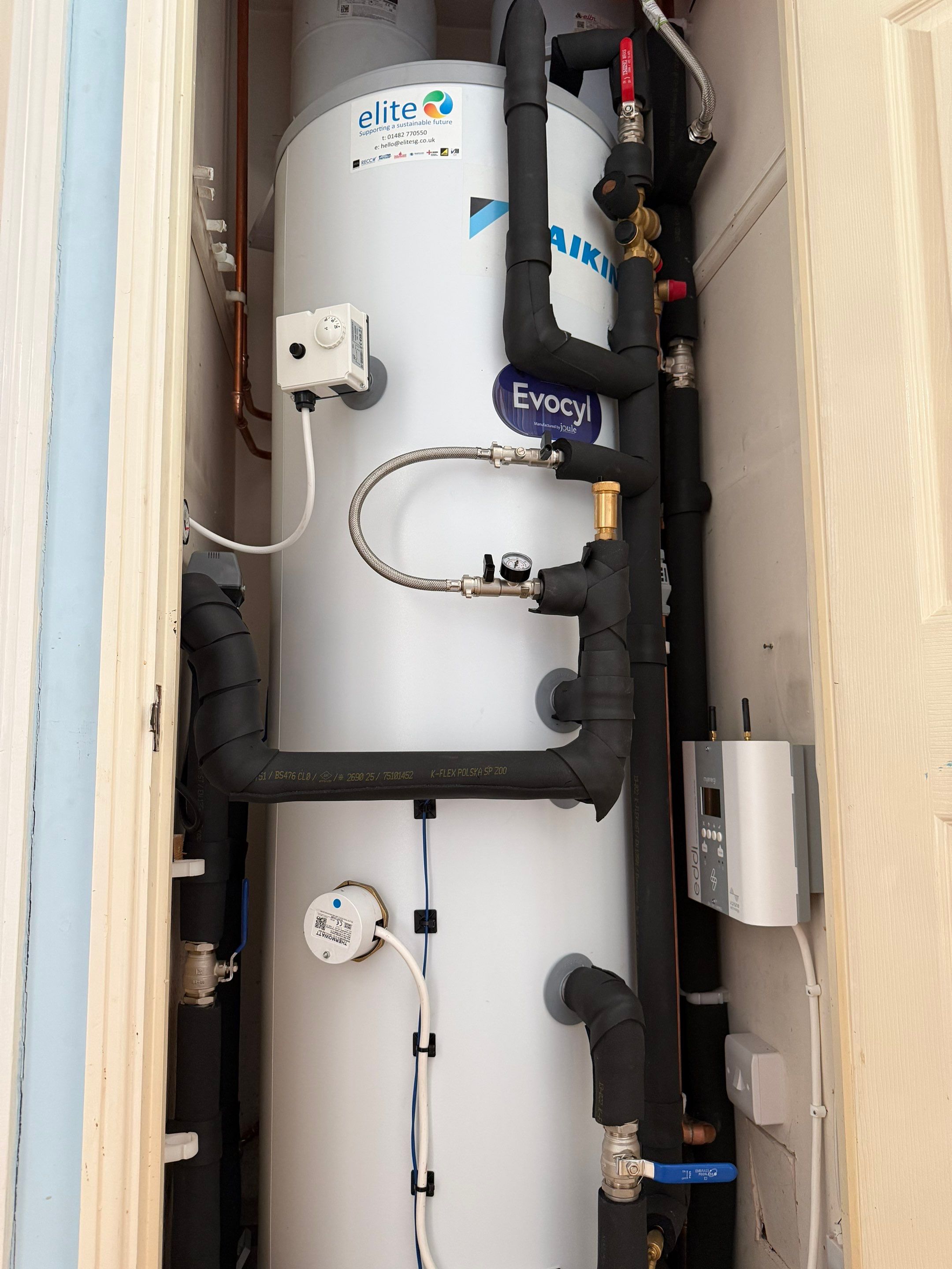 Complete Renewable Energy Upgrade in Walkington 🏡♻️ by Elite Services Group Ltd
