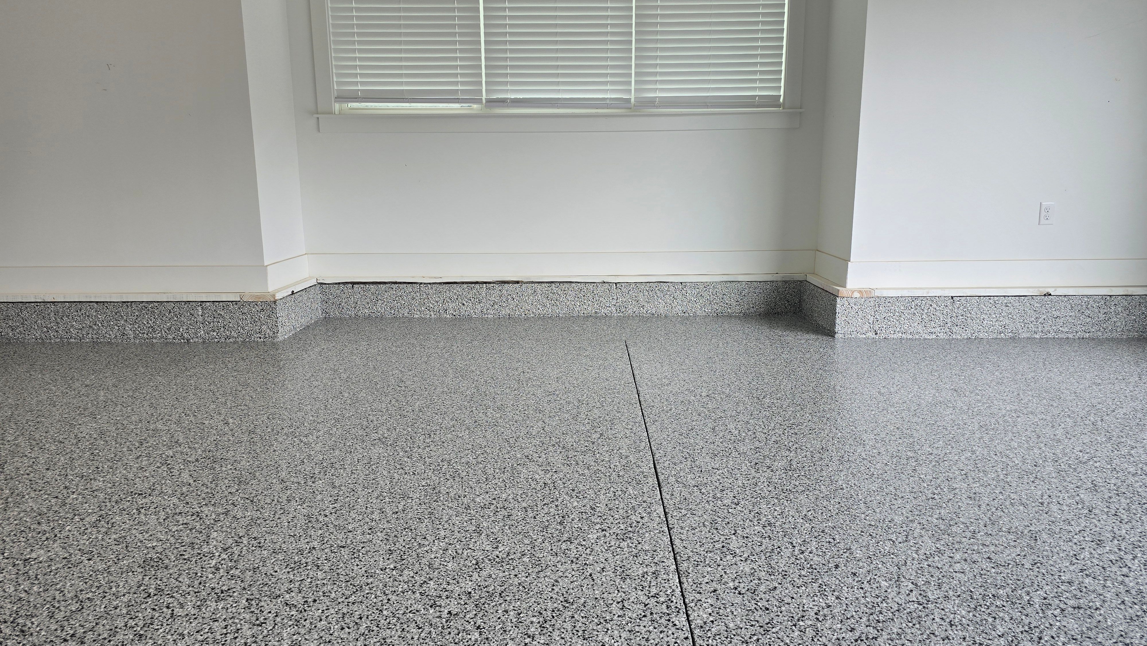Garage Using Flake by Elite Floor Solutions