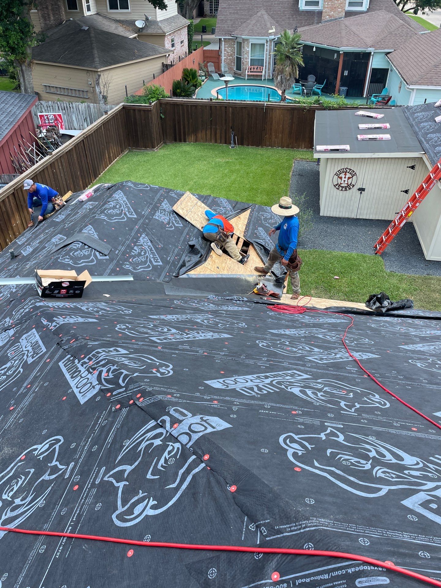 Residential Roofing Installation using Owen's Corning Duration (Lifetime) Shingles by Roof Repair Company