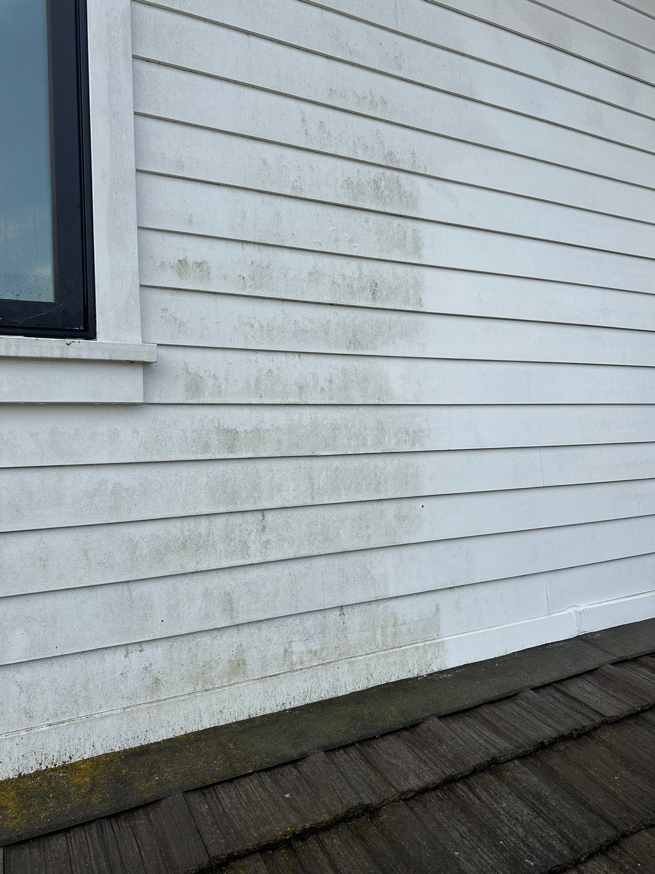 Rust Removal in Newport Beach - Concrete Cleaning by Property Cleaning Experts