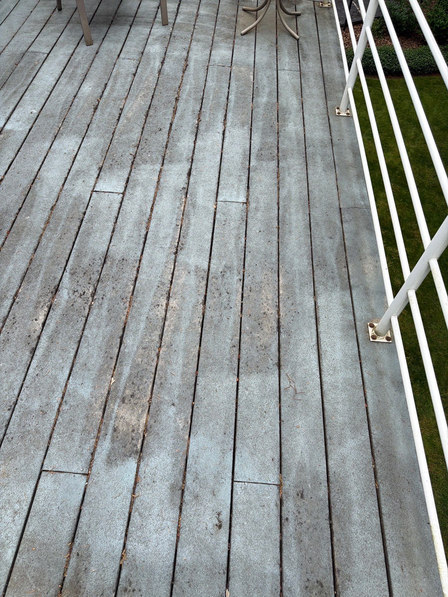 Deck Painting by Handyman State LLC