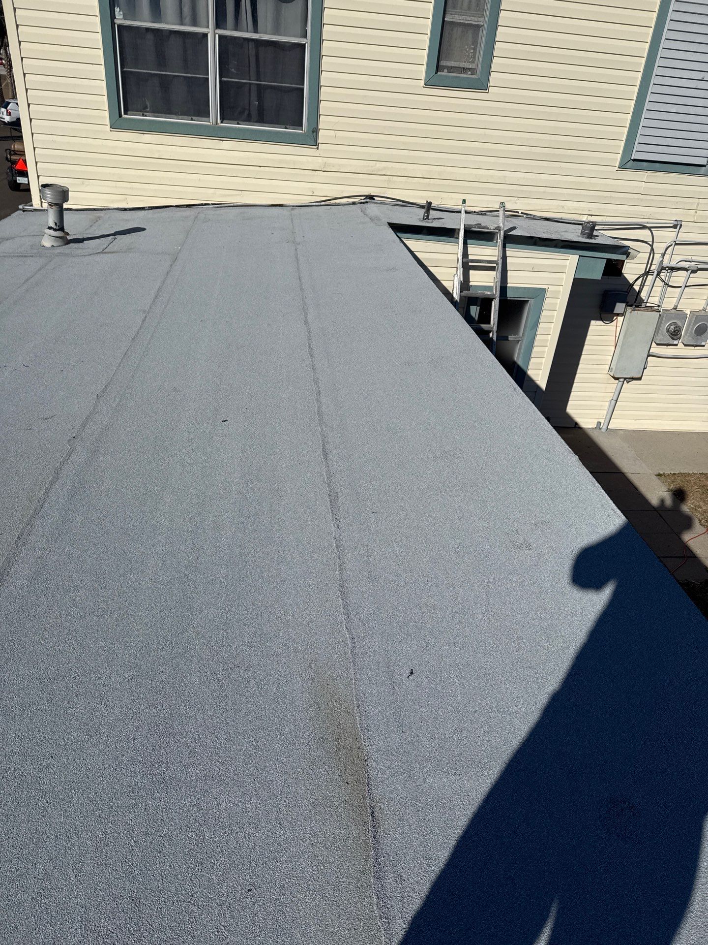 Mustang Island Flat Top by Bayfront Roofing and Construction