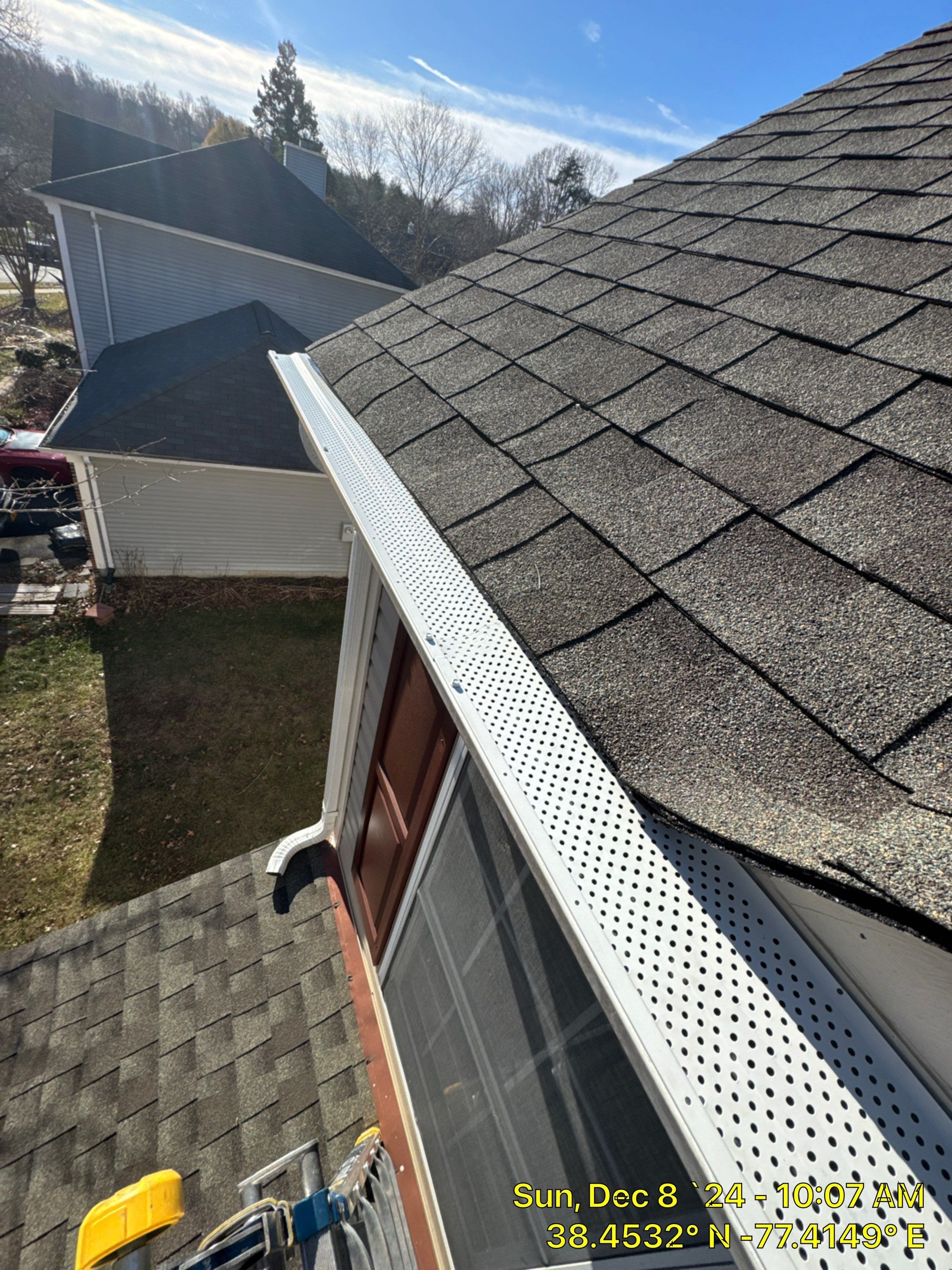 gutters guards using bulldog by La Bendicion Contruction Llc