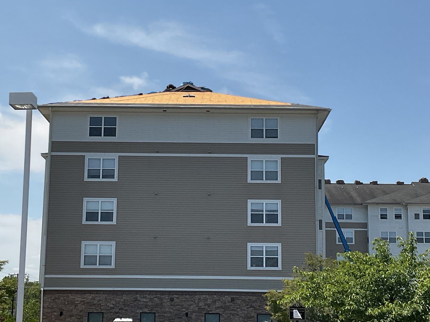 Multi-Family Commercial shingle roof by Alpha Design Services