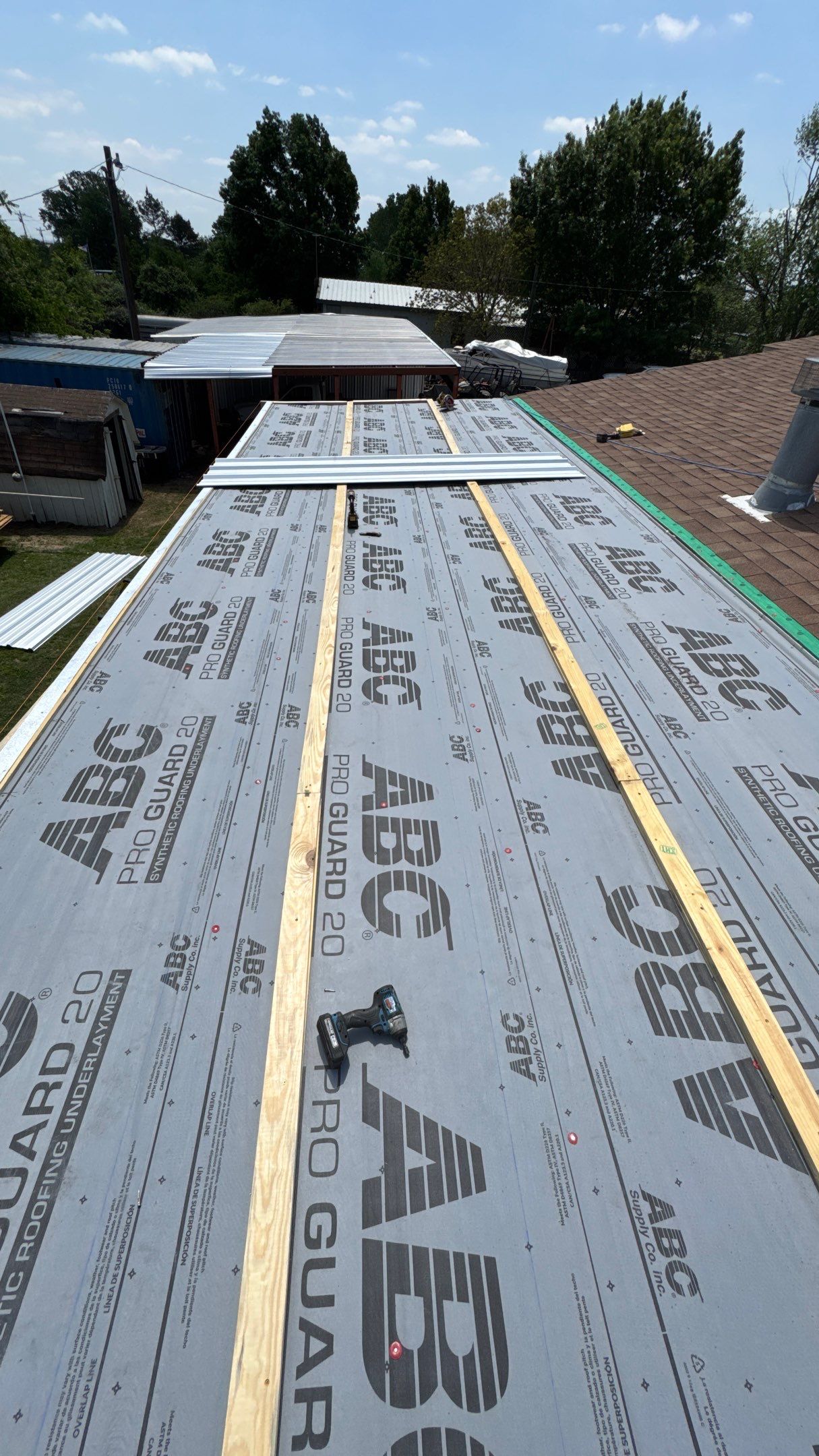 Residential Roofing Installation using Malarkey Vista AR by Harvey Roofing & Construction