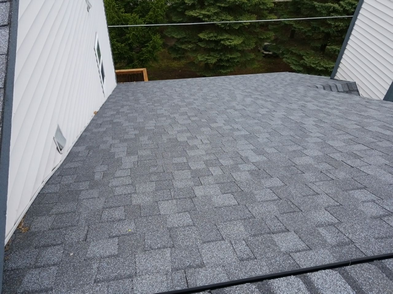 Roof Replacement using CertainTeed Landmark by 180 Contractors