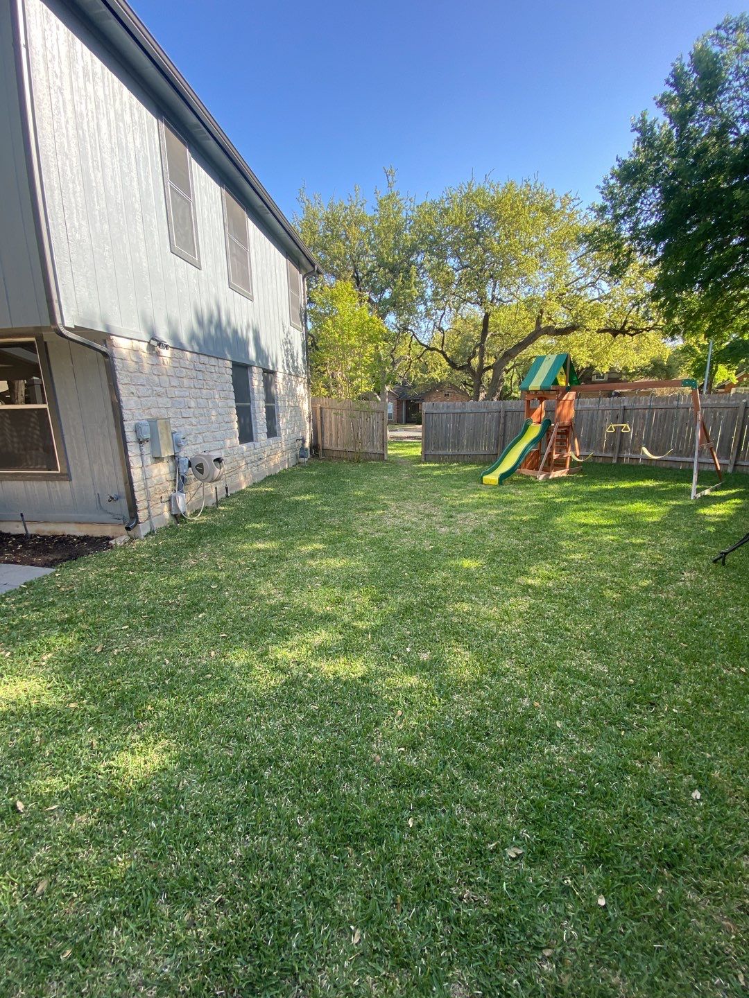 Residential Roof Replacement using GAF shingles in Austin Texas by Elite Roofing LLC
