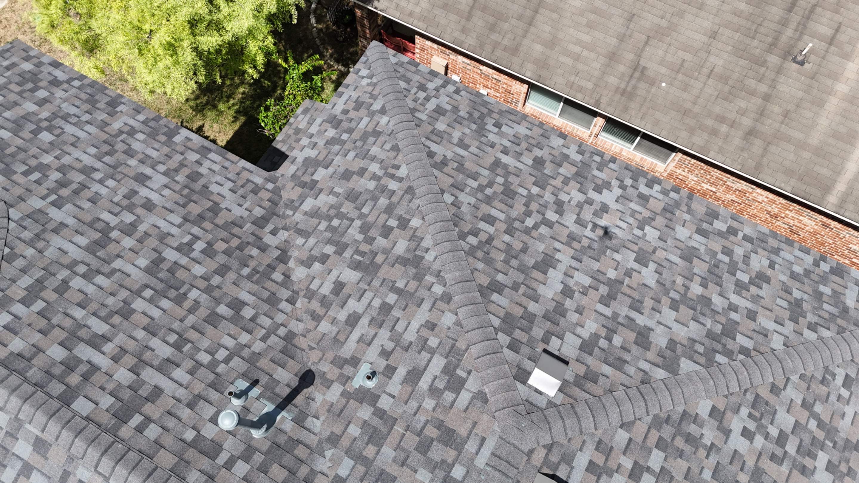 Williamsburg Gray - Owens Corning TruDefinition Duration by RoofsOnly.com