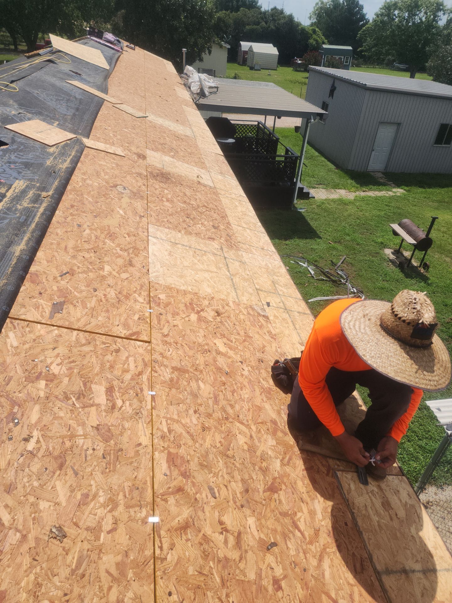Residential Roofing Installation using Owen's Corning Duration (Lifetime) Shingles by Roof Repair Company