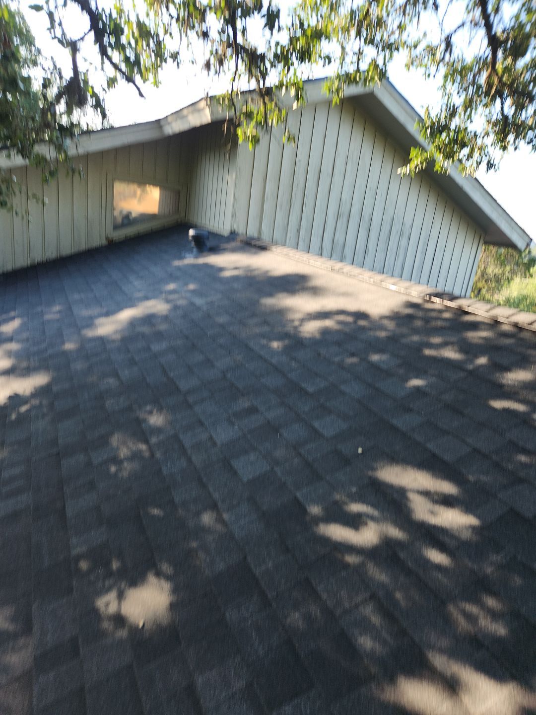 Onyx Black - Owens Corning TrueDefinition Duration by RoofsOnly.com