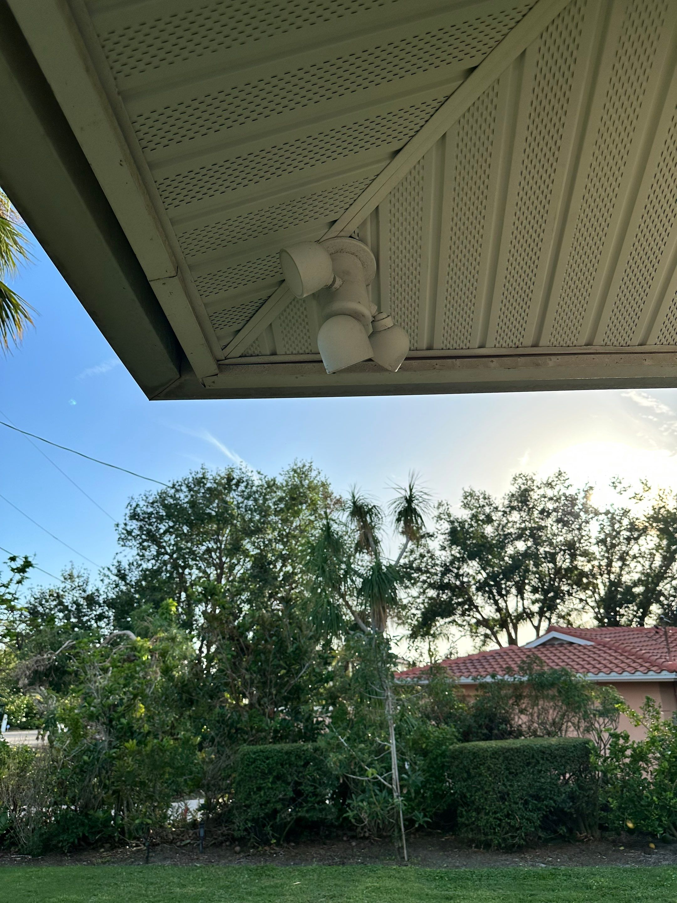 Soffit and Fascia Installation in Sarasota FL by Gutter Professors