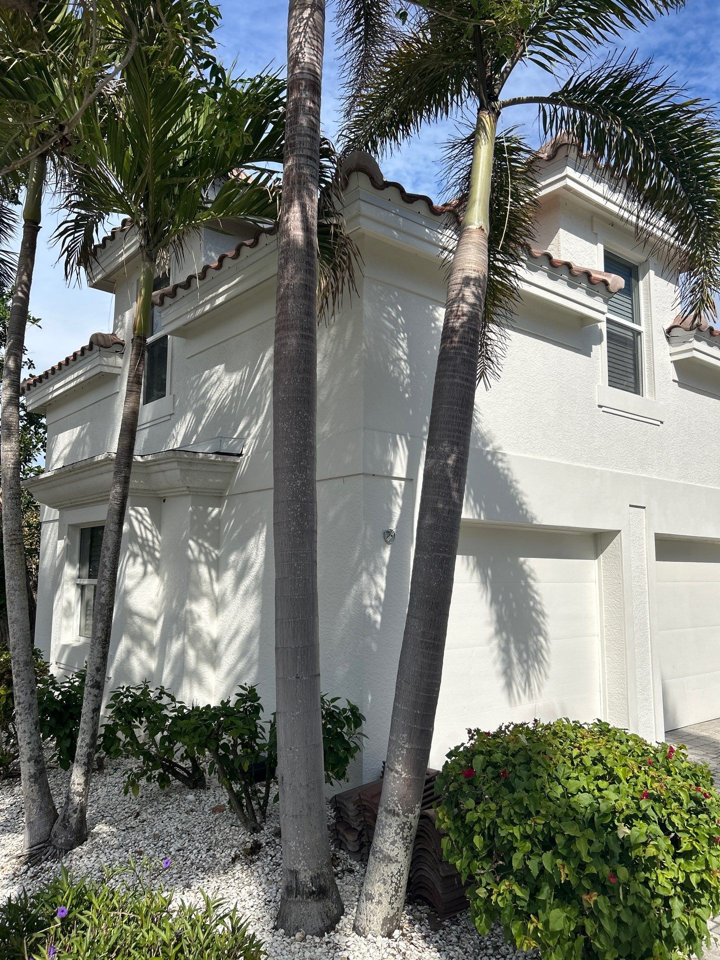 Gutter Cleaning Services in Sanibel FL by Gutter Professors