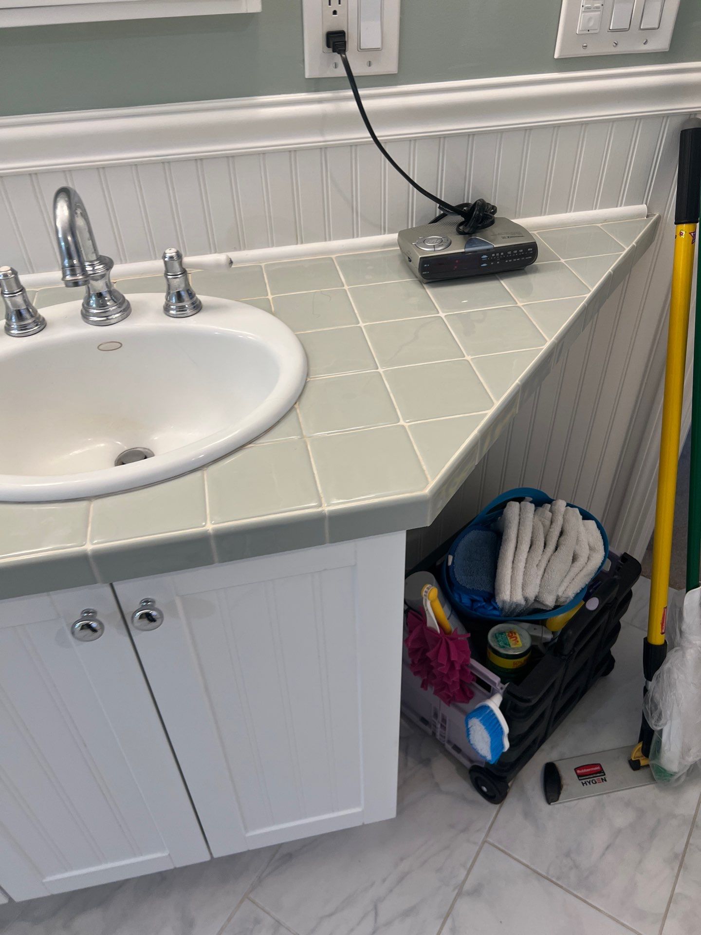 Maid Service and cleaning Project in Lake Oswego by Cloud 9 Professional Cleaning Services