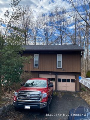 Manassas: CertainTeed Landmark Designer Shingles in Charcoal Black