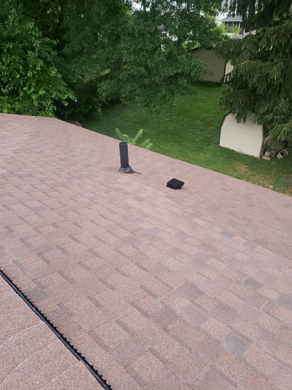 Brand: Atlas Pinnacle Color: Pristine Sunset Drip: White by Eagle Eye Roofing