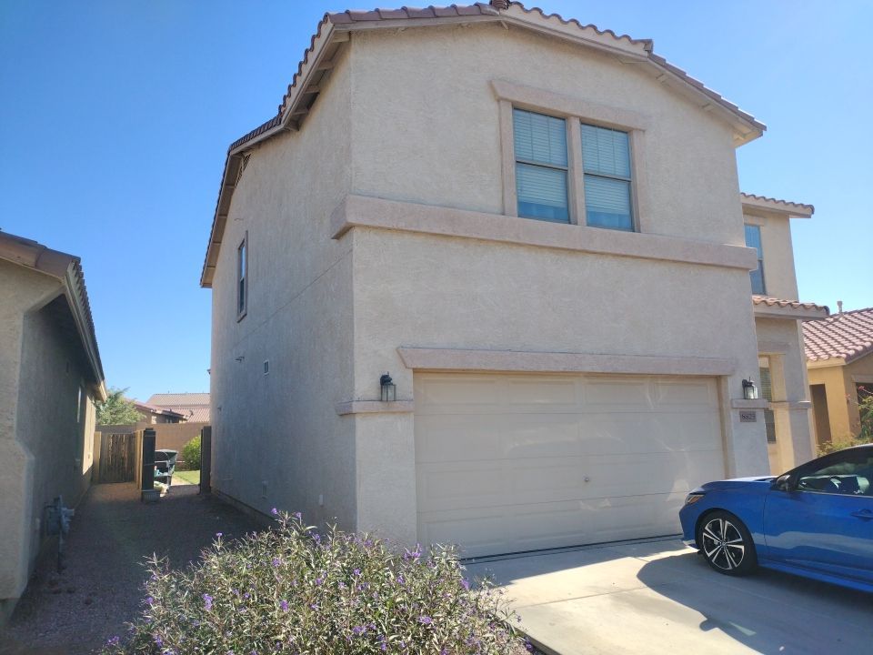 Exterior Painting using Dunn-Edwards EVERSHIELD®  by Crash of Rhinos Painting & Garage Floors