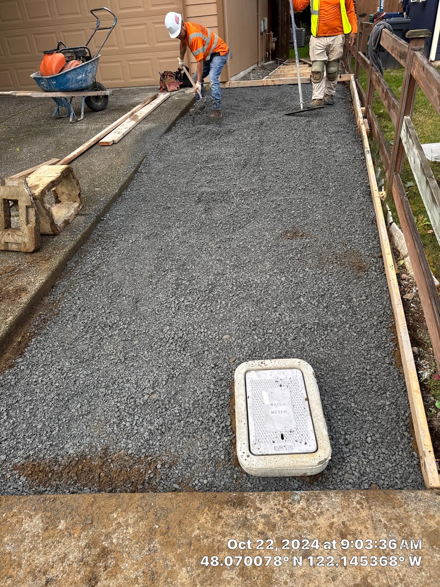 Custom Aggregate Walkway | Marysville  by Jireh Asphalt & Concrete Inc 