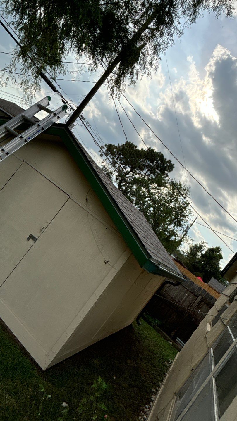Residential Roofing Installation using Owen's Corning Duration (Lifetime) Shingles by Roof Repair Company