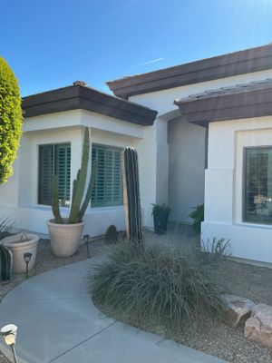 Lark Ct - Exterior
