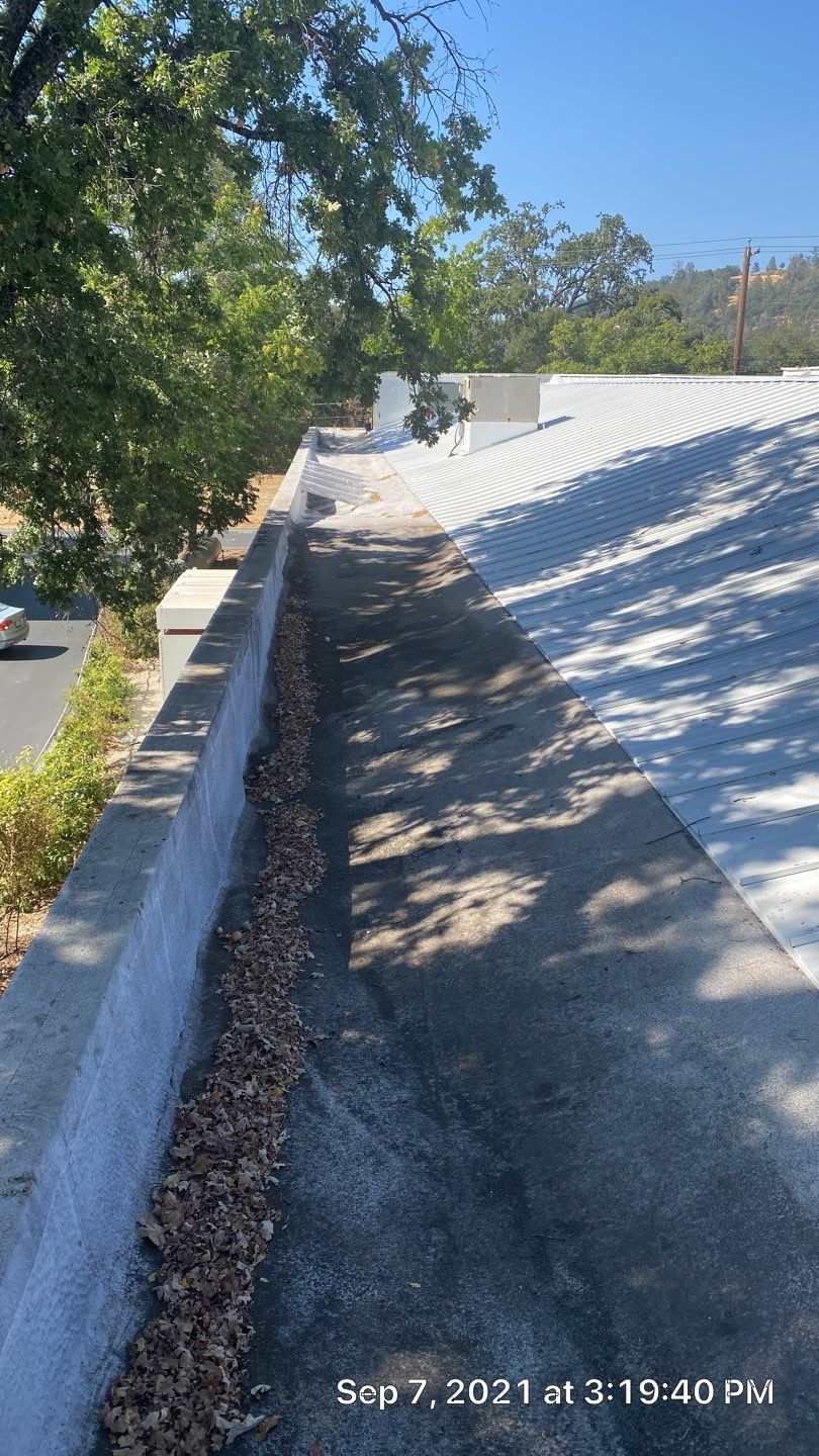Foam Refurbish using Conklin Benchmark/PUMA XL coatings and spray foam by Straight Edge Roofing Inc